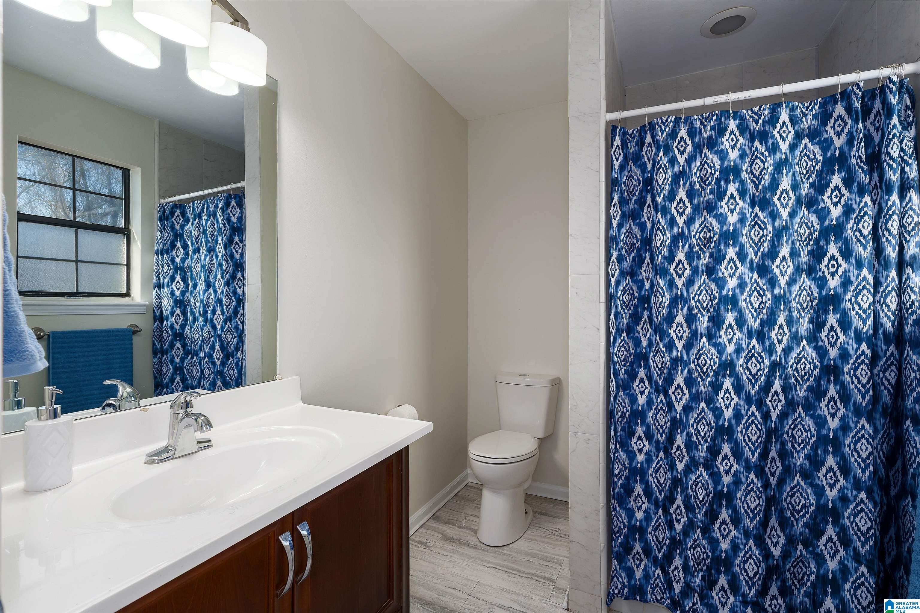 8401 LANEWOOD CIRCLE