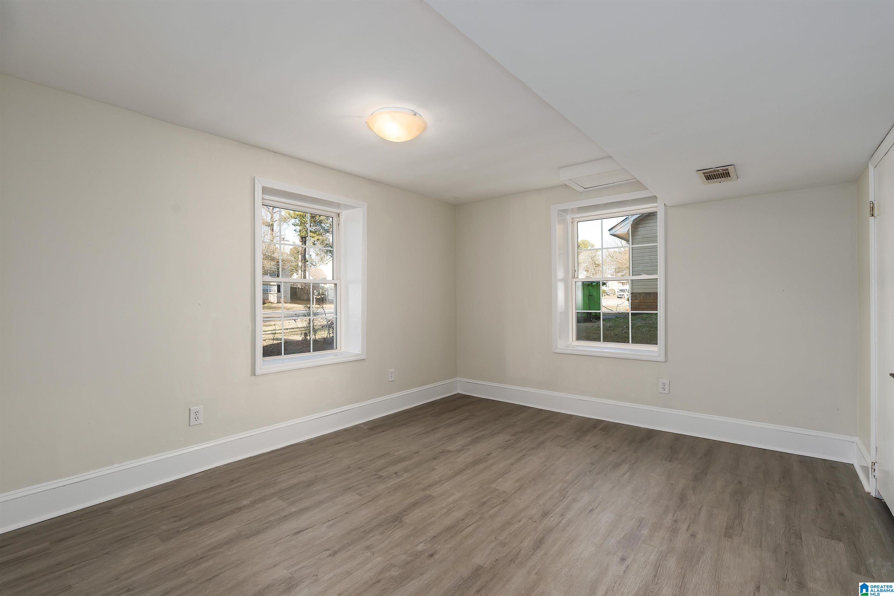 8401 LANEWOOD CIRCLE