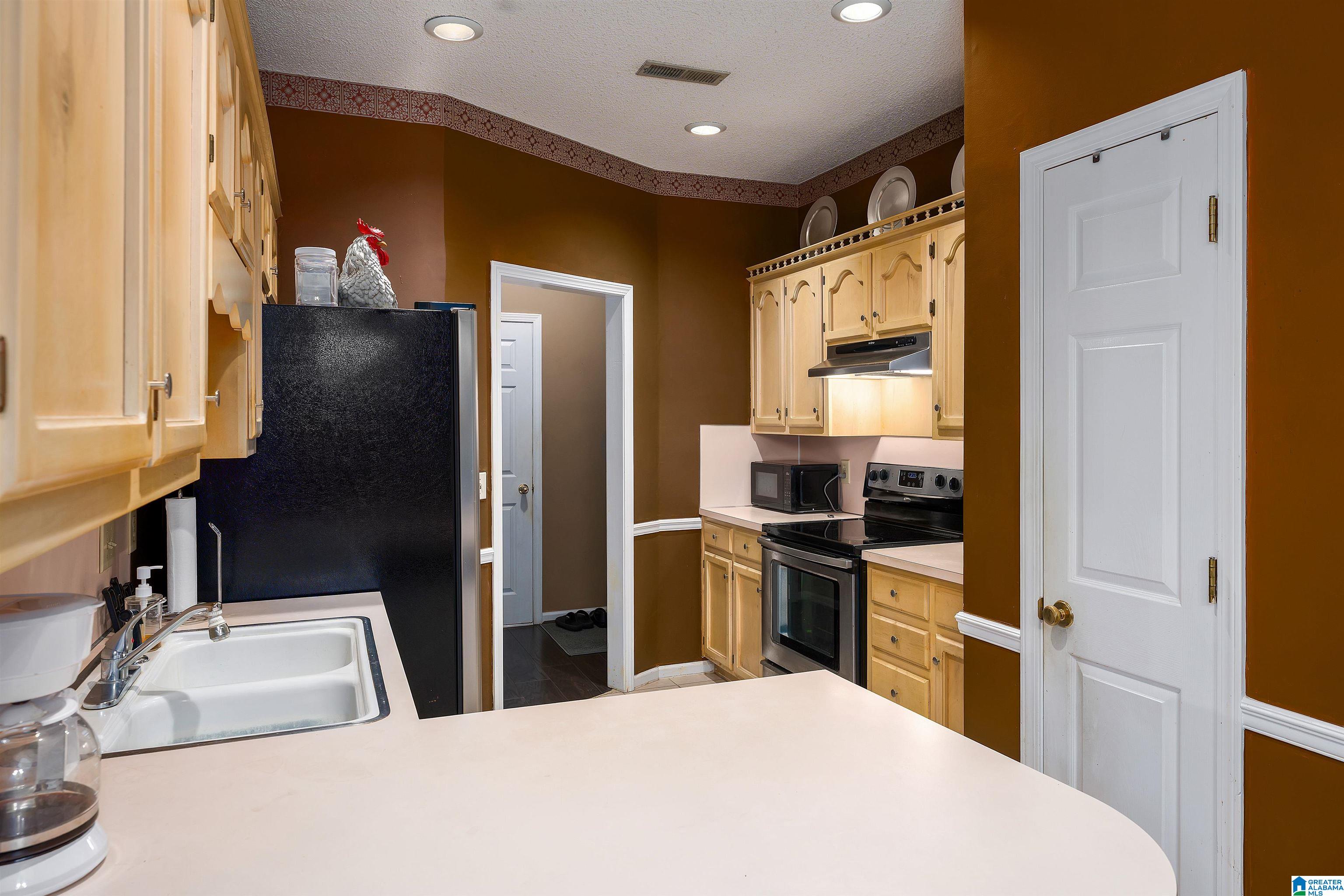 2621 N CHANDALAR LANE