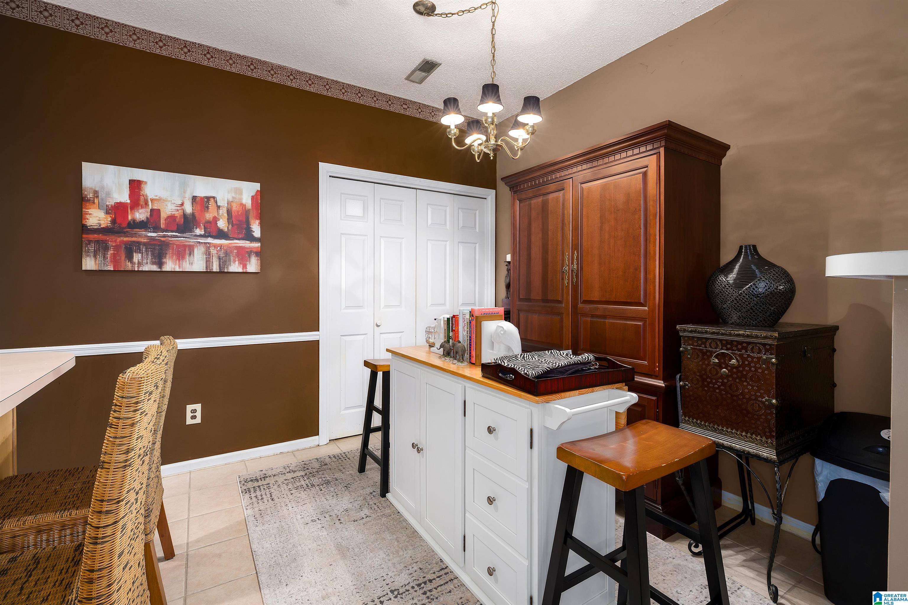 2621 N CHANDALAR LANE