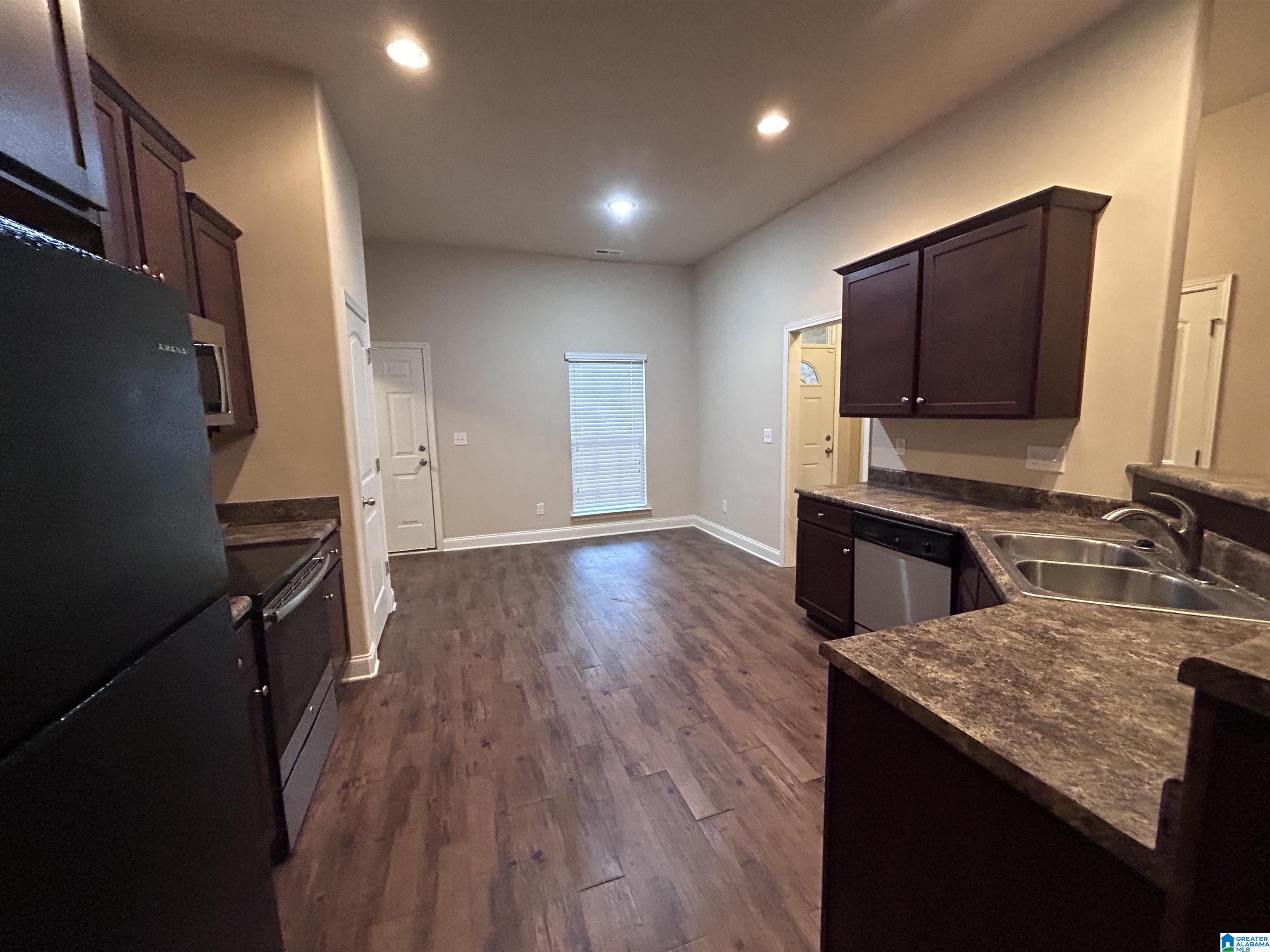 338 IVY HILLS CIRCLE