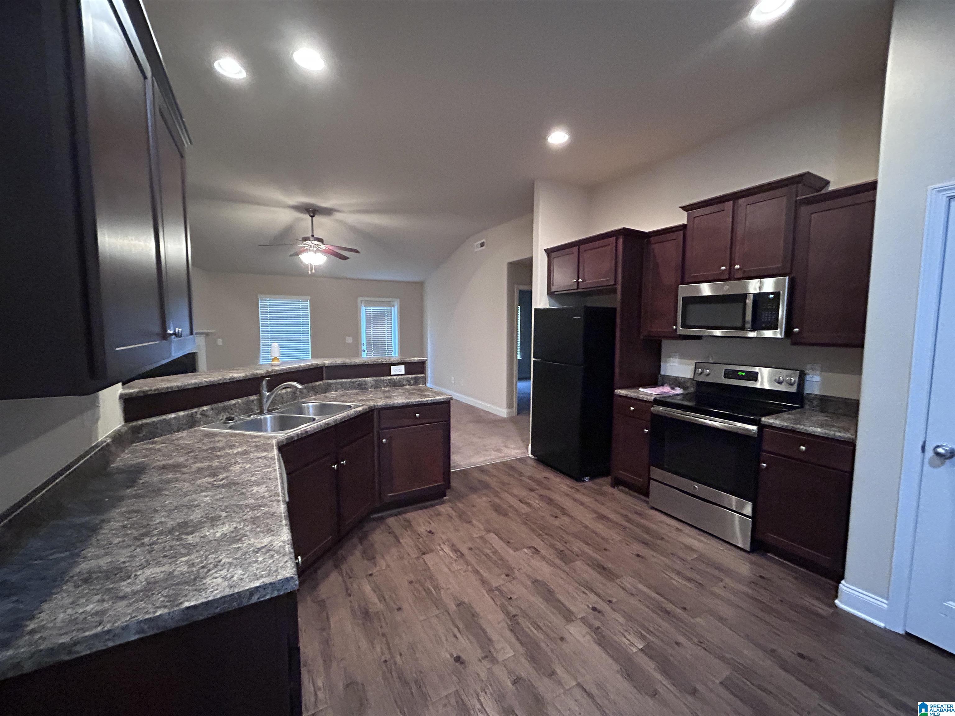 338 IVY HILLS CIRCLE