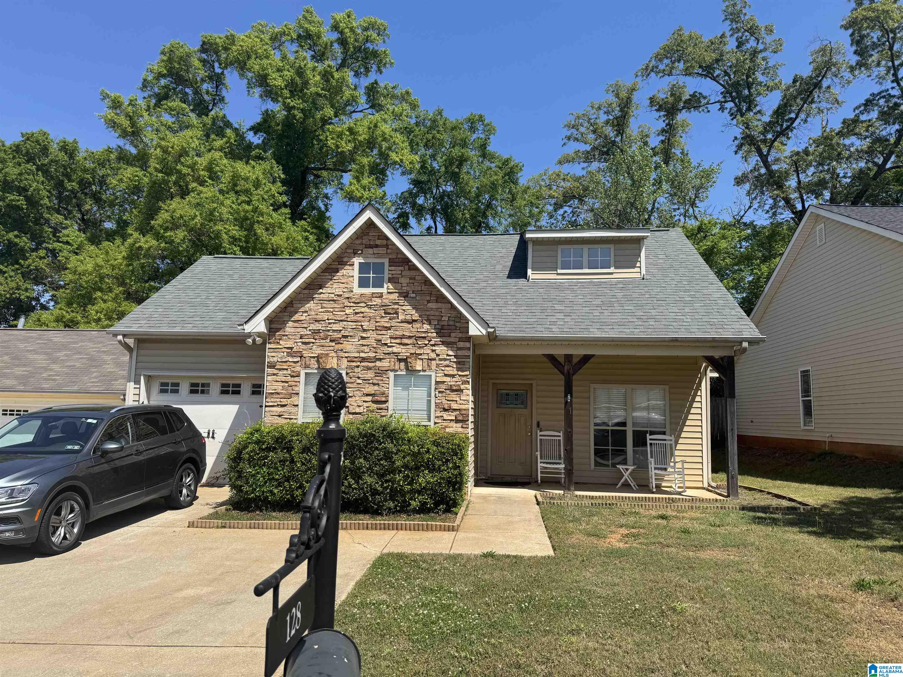 128 STONECREEK PLACE