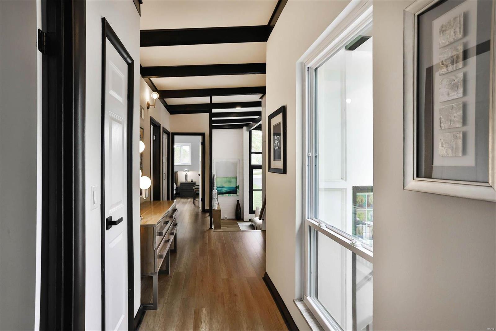 1 Wedgewood Lane