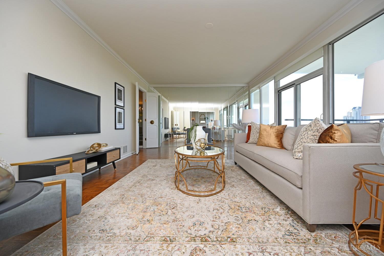 2401 Ingleside Avenue 6D