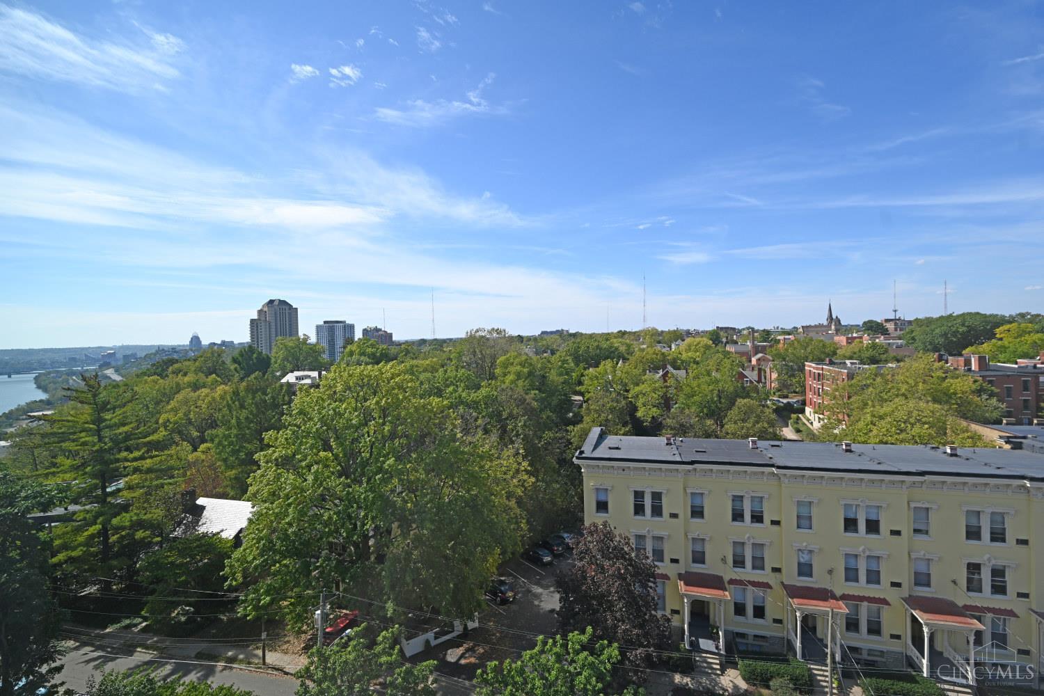 2401 Ingleside Avenue 6D