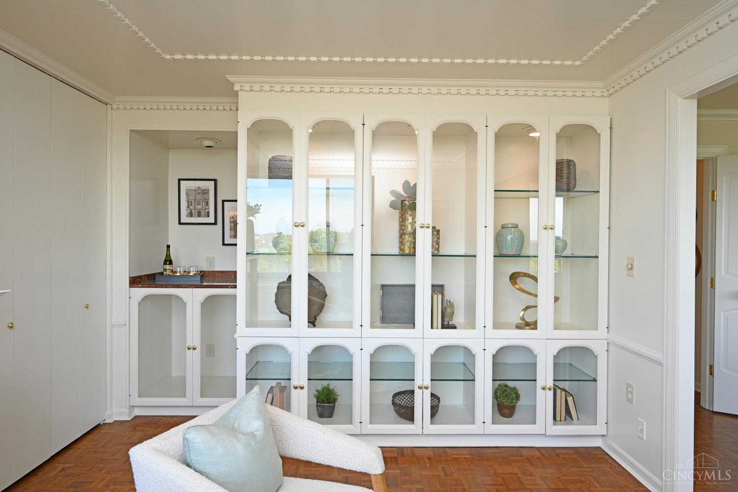 2401 Ingleside Avenue 6D