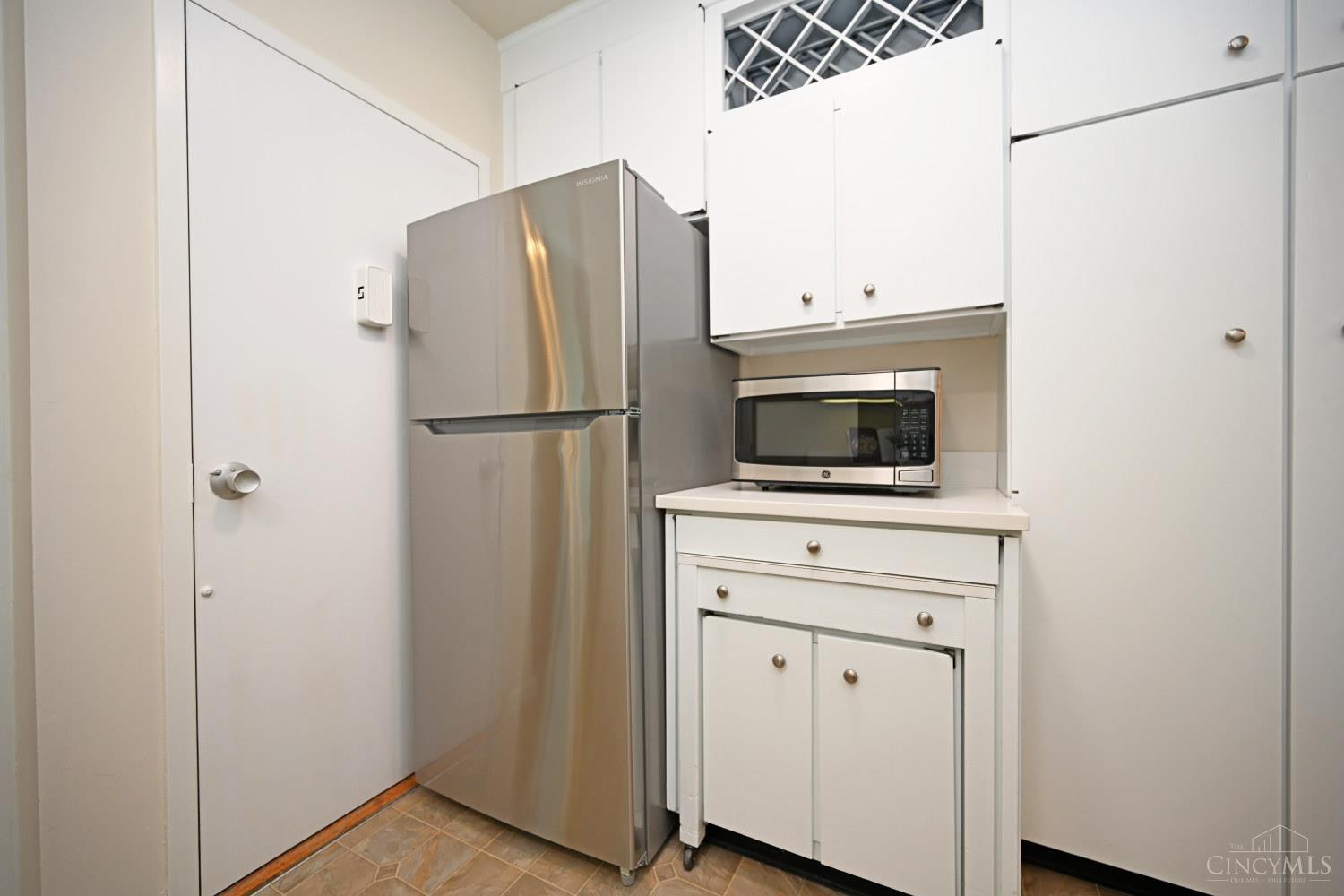 2401 Ingleside Avenue 6D