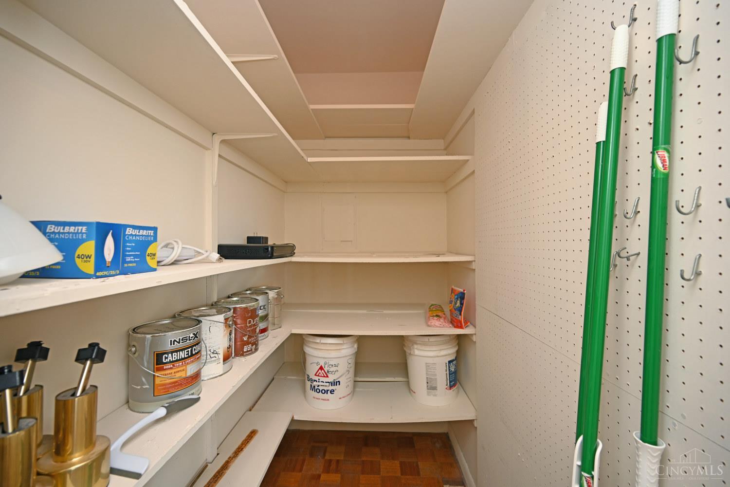 2401 Ingleside Avenue 6D