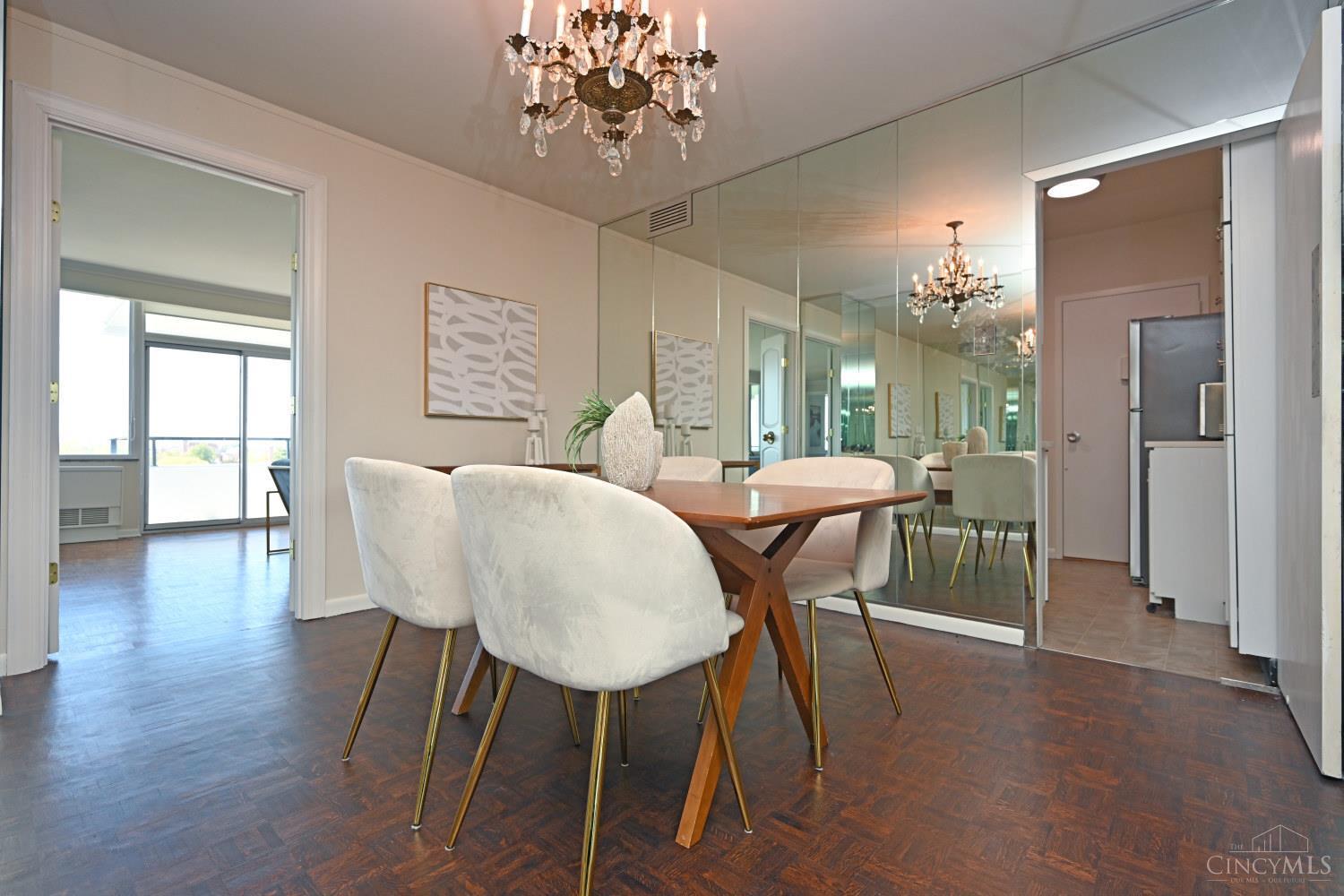 2401 Ingleside Avenue 6D