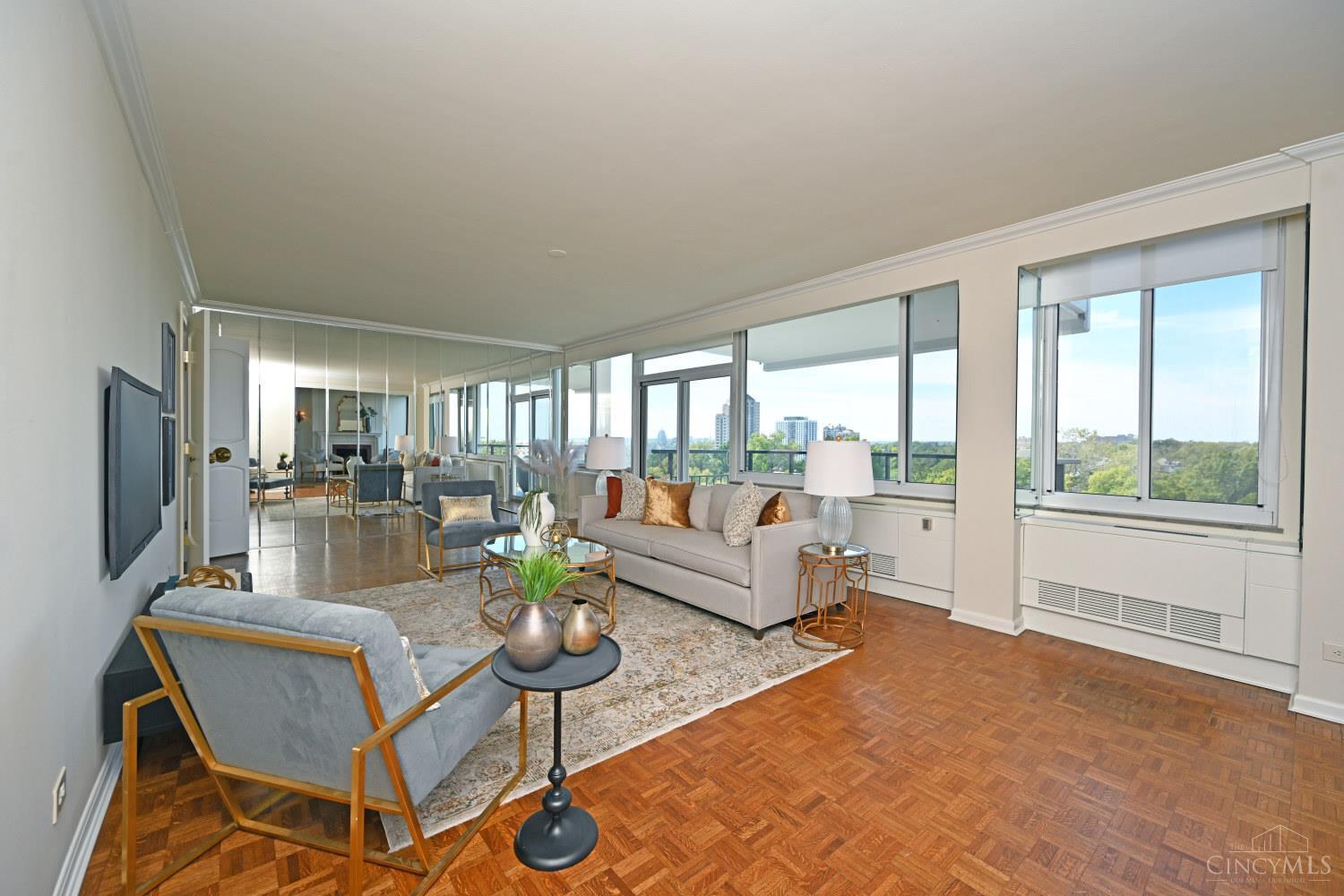 2401 Ingleside Avenue 6D