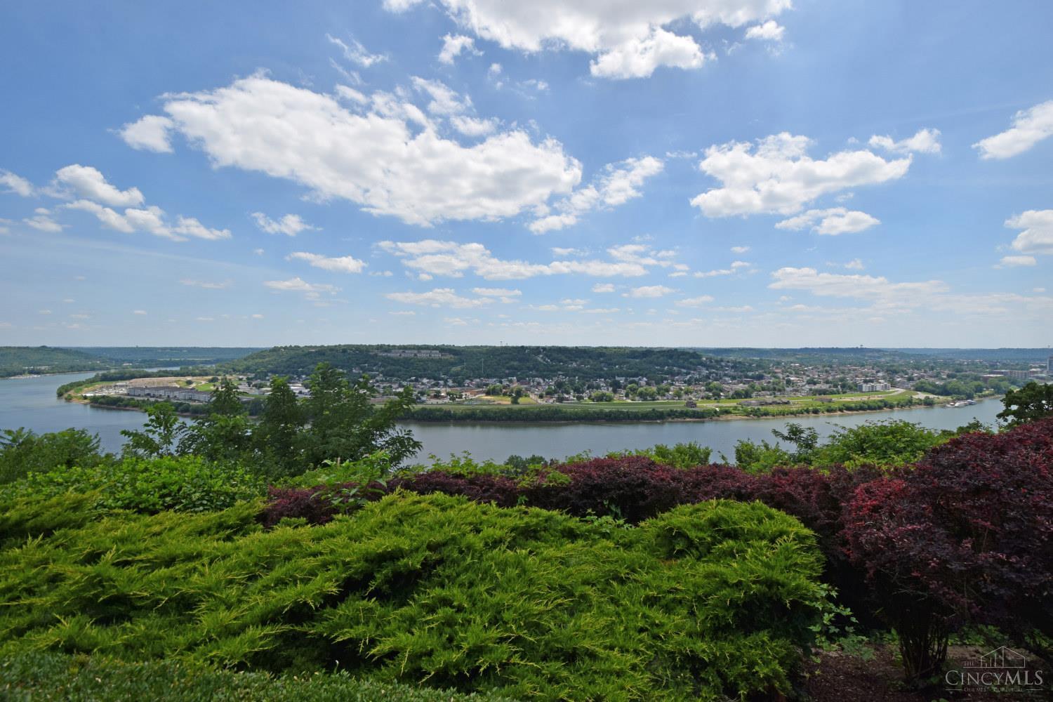 2401 Ingleside Avenue 6D