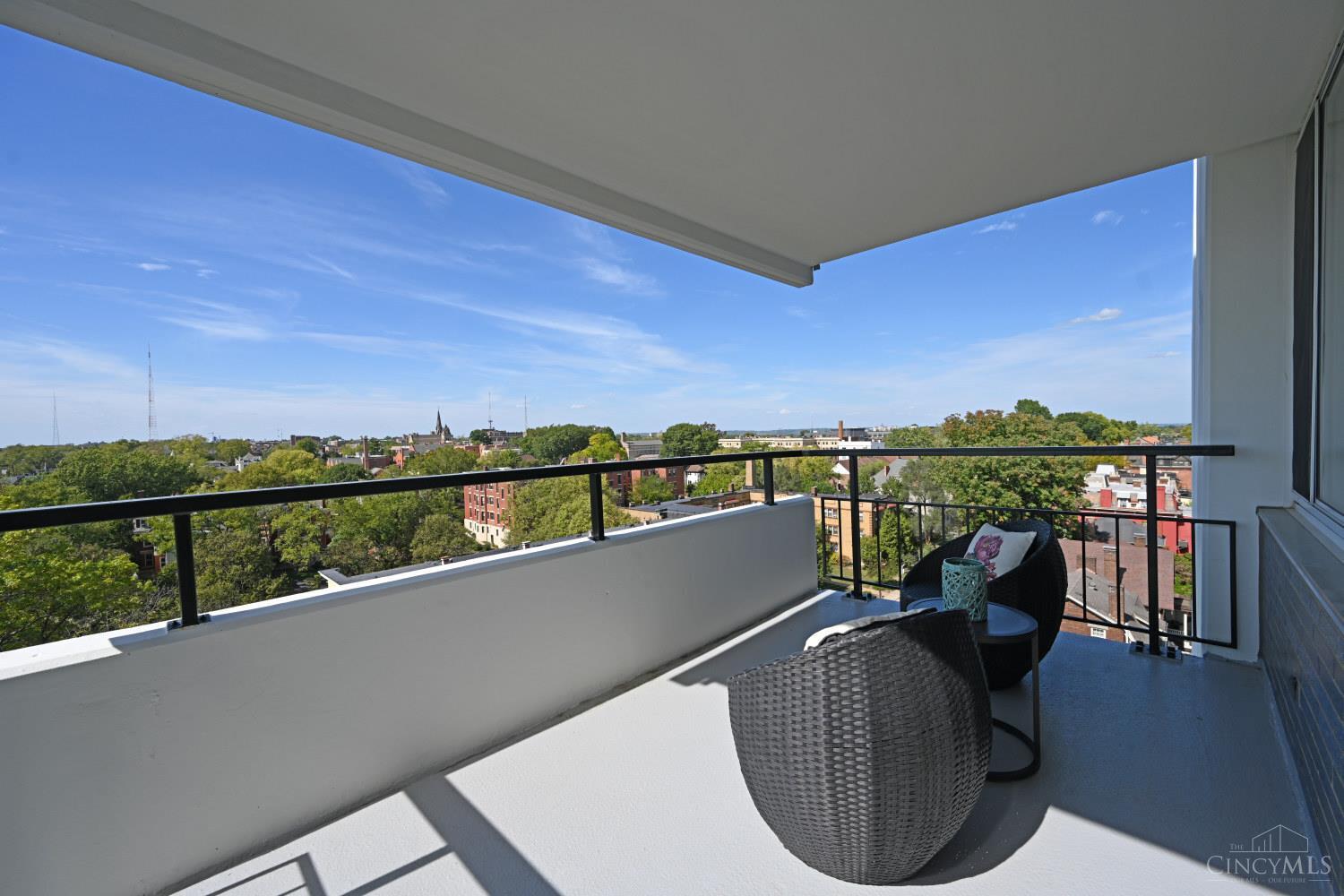 2401 Ingleside Avenue 6D