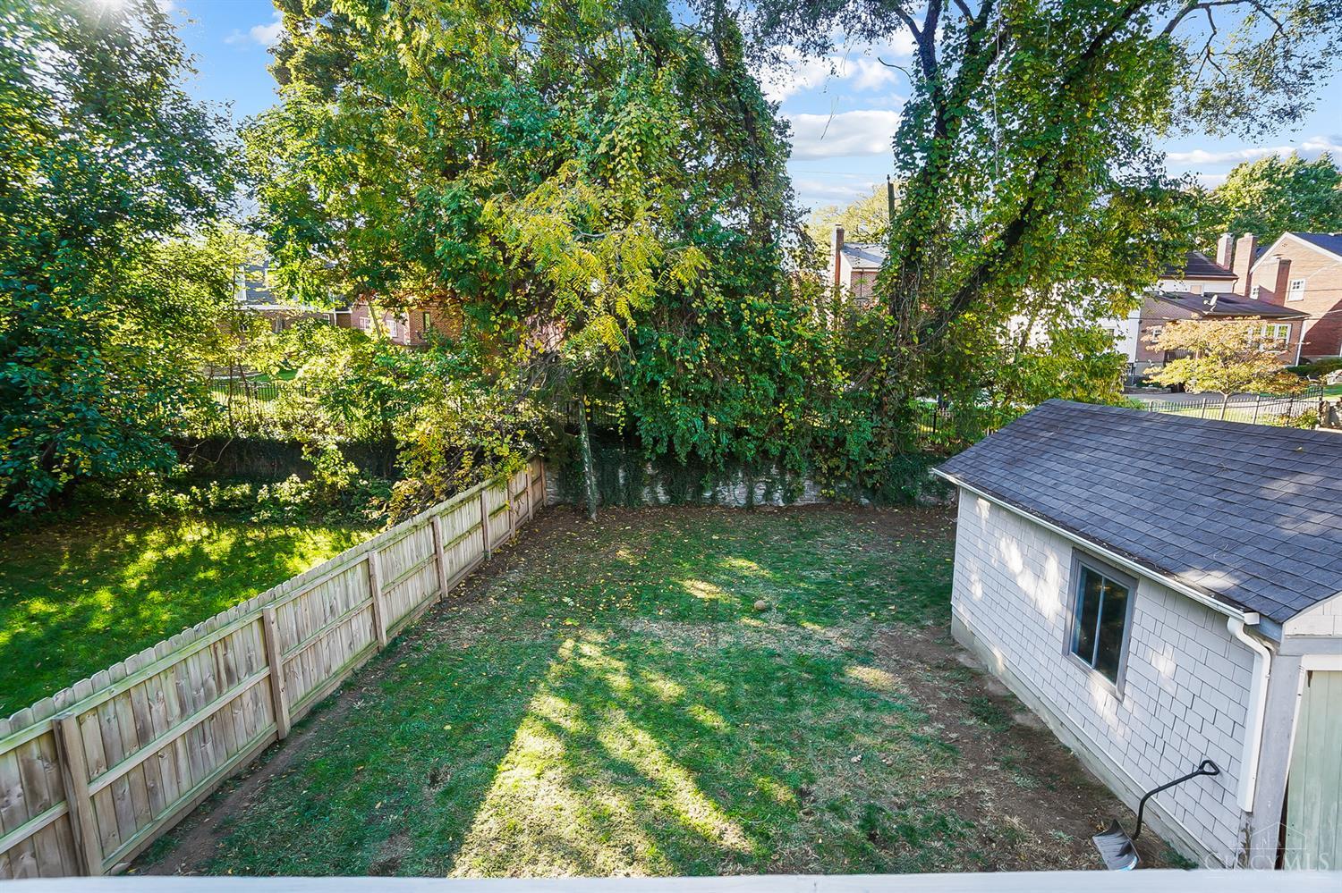 3869 Isabella Avenue