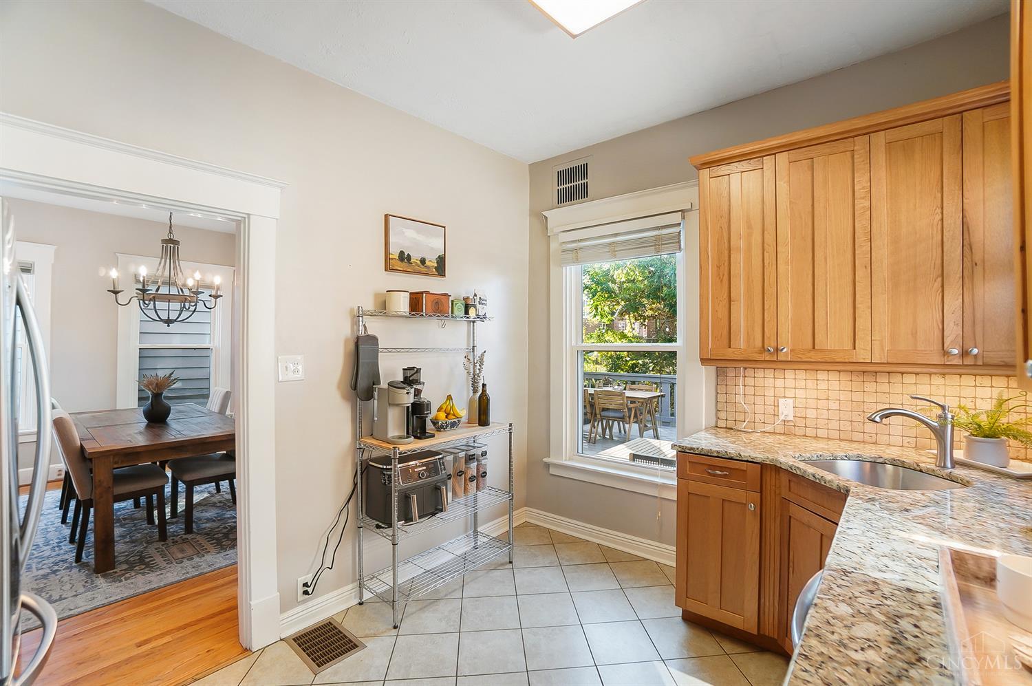 3869 Isabella Avenue