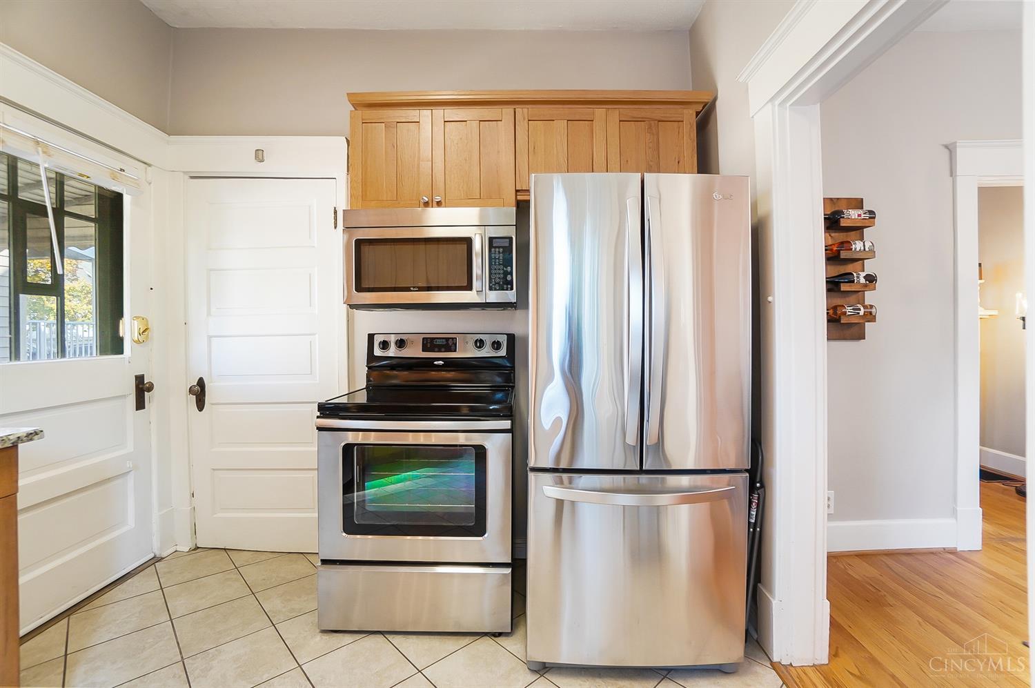 3869 Isabella Avenue