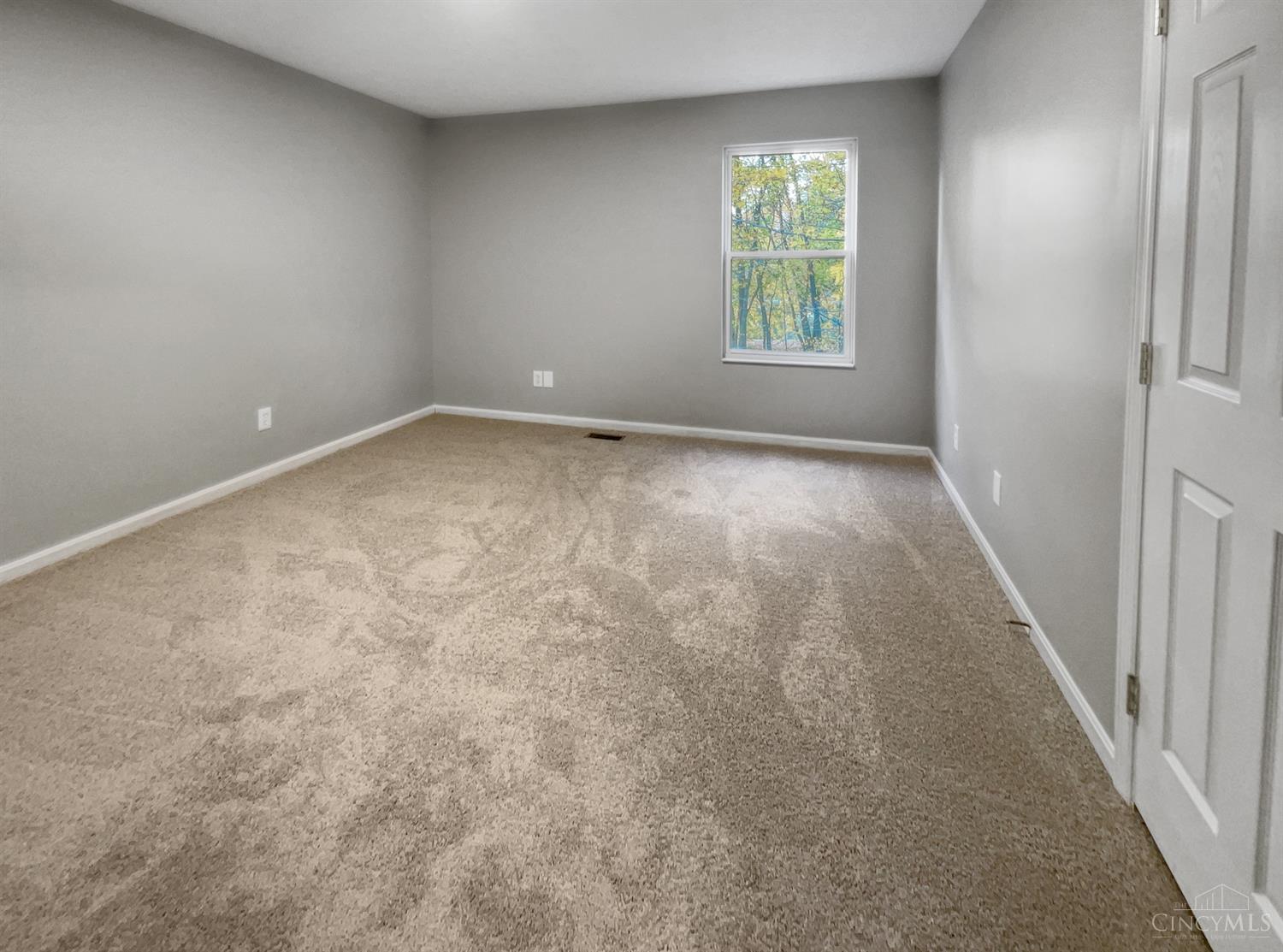 1194 E Glen Echo Lane