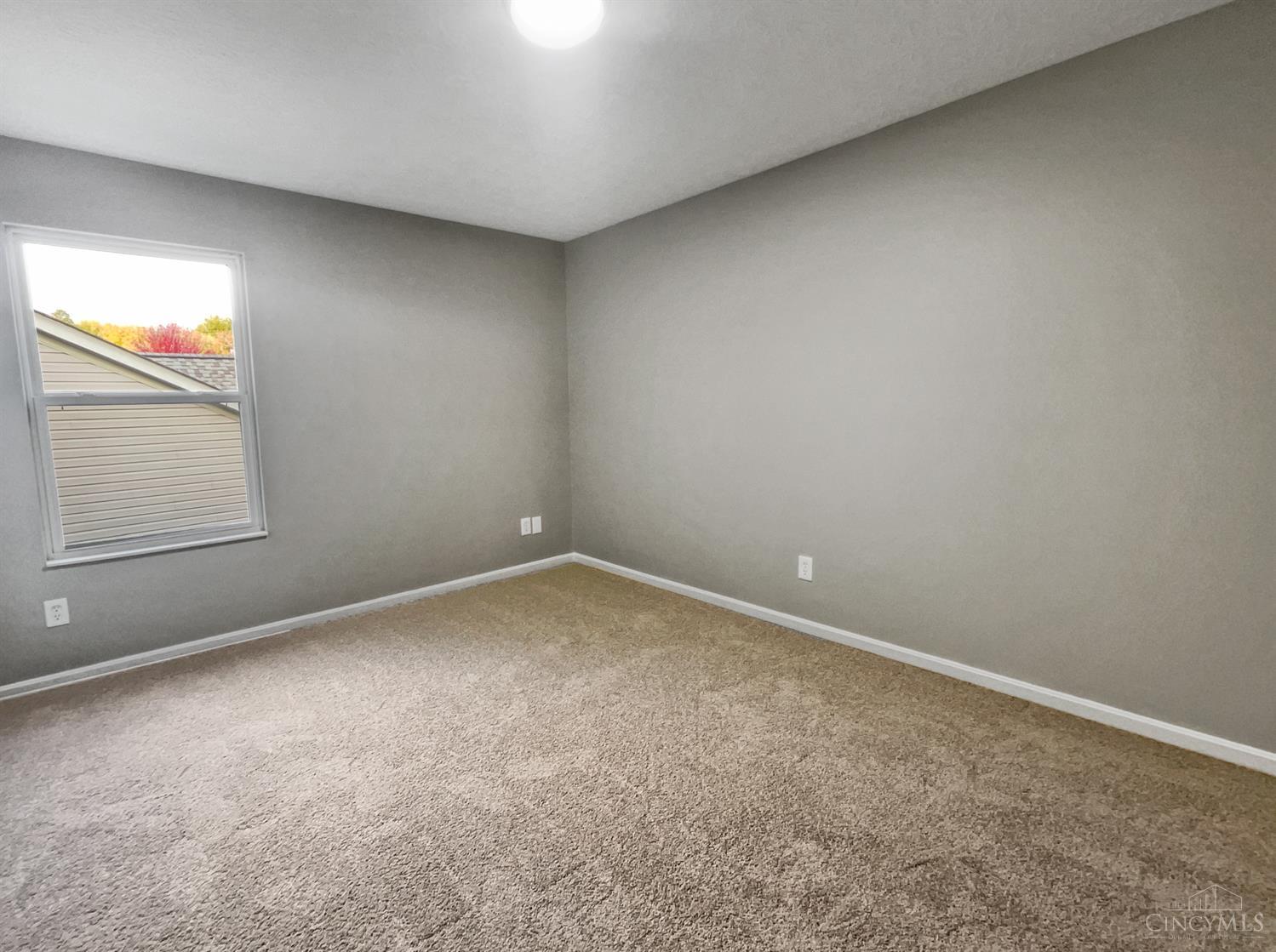 1194 E Glen Echo Lane