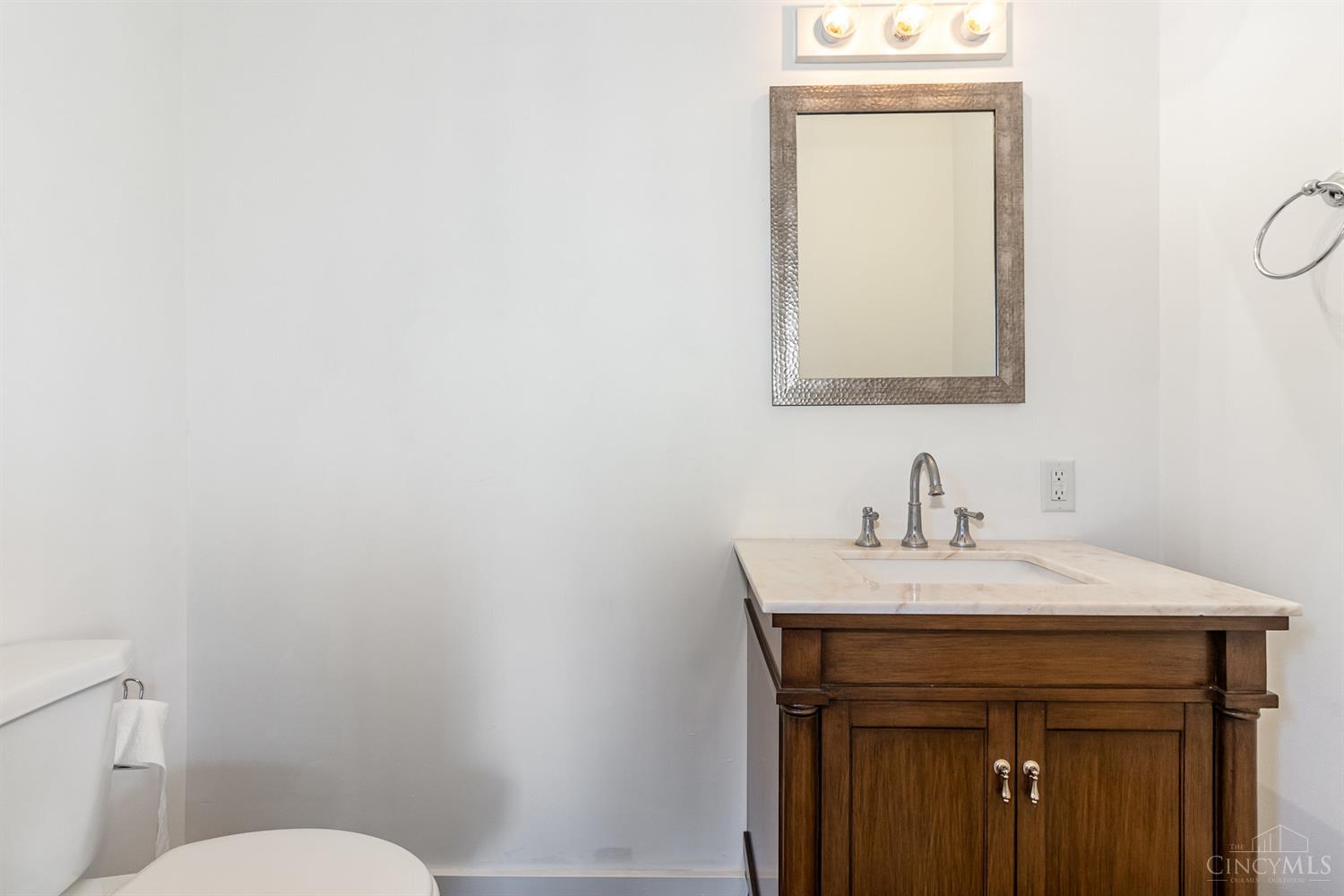 3476 Woodburn Avenue