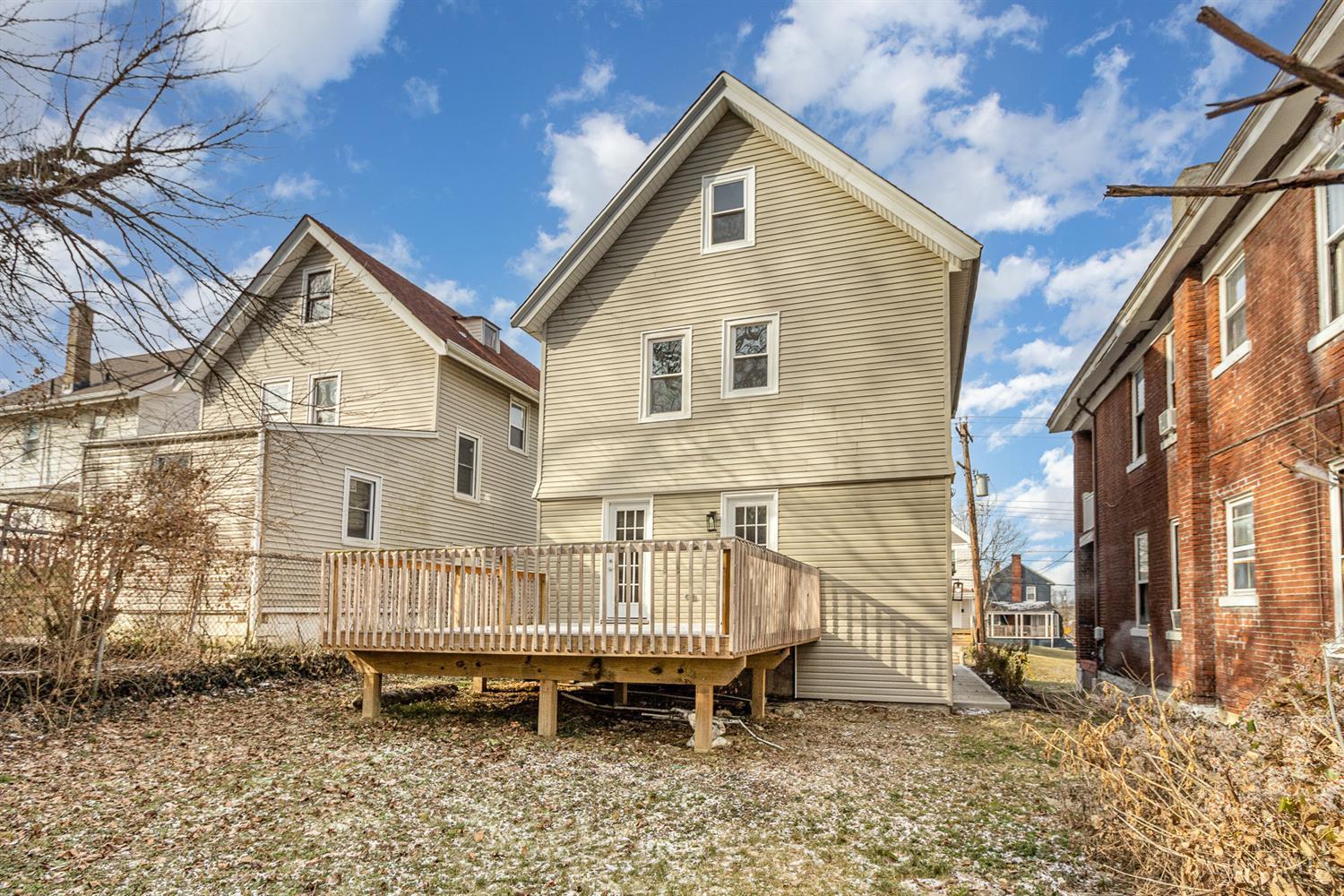 3476 Woodburn Avenue