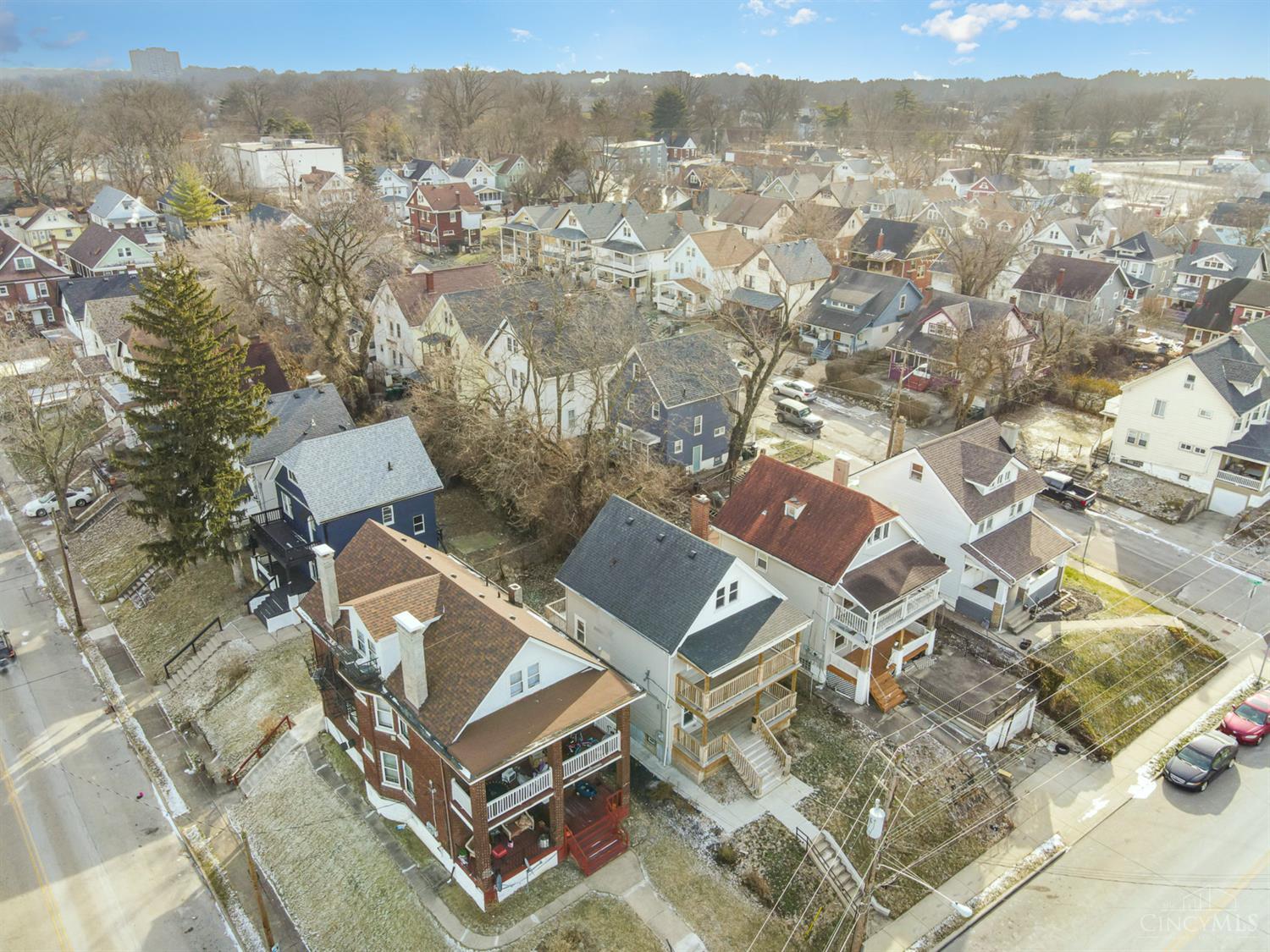 3476 Woodburn Avenue