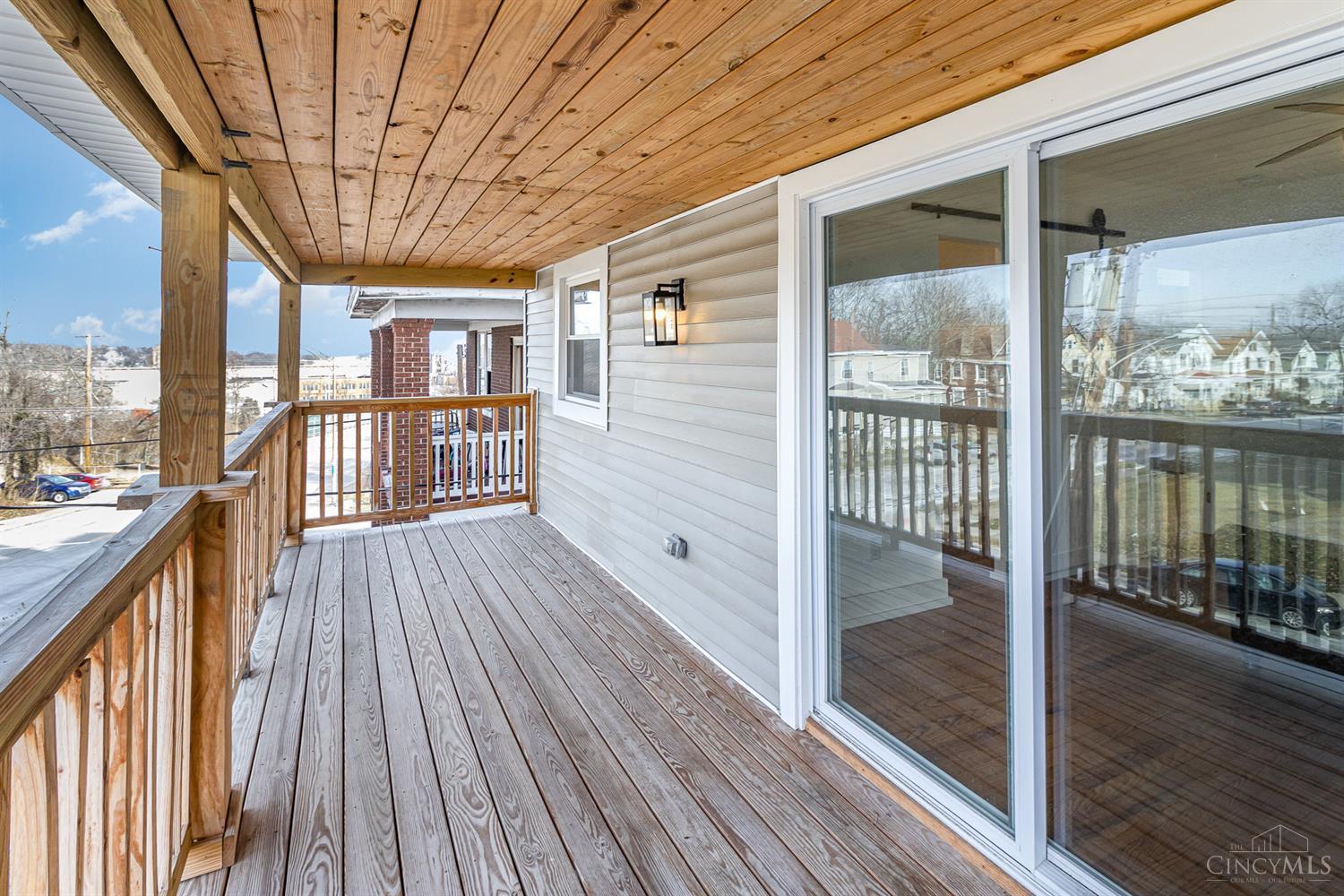 3476 Woodburn Avenue