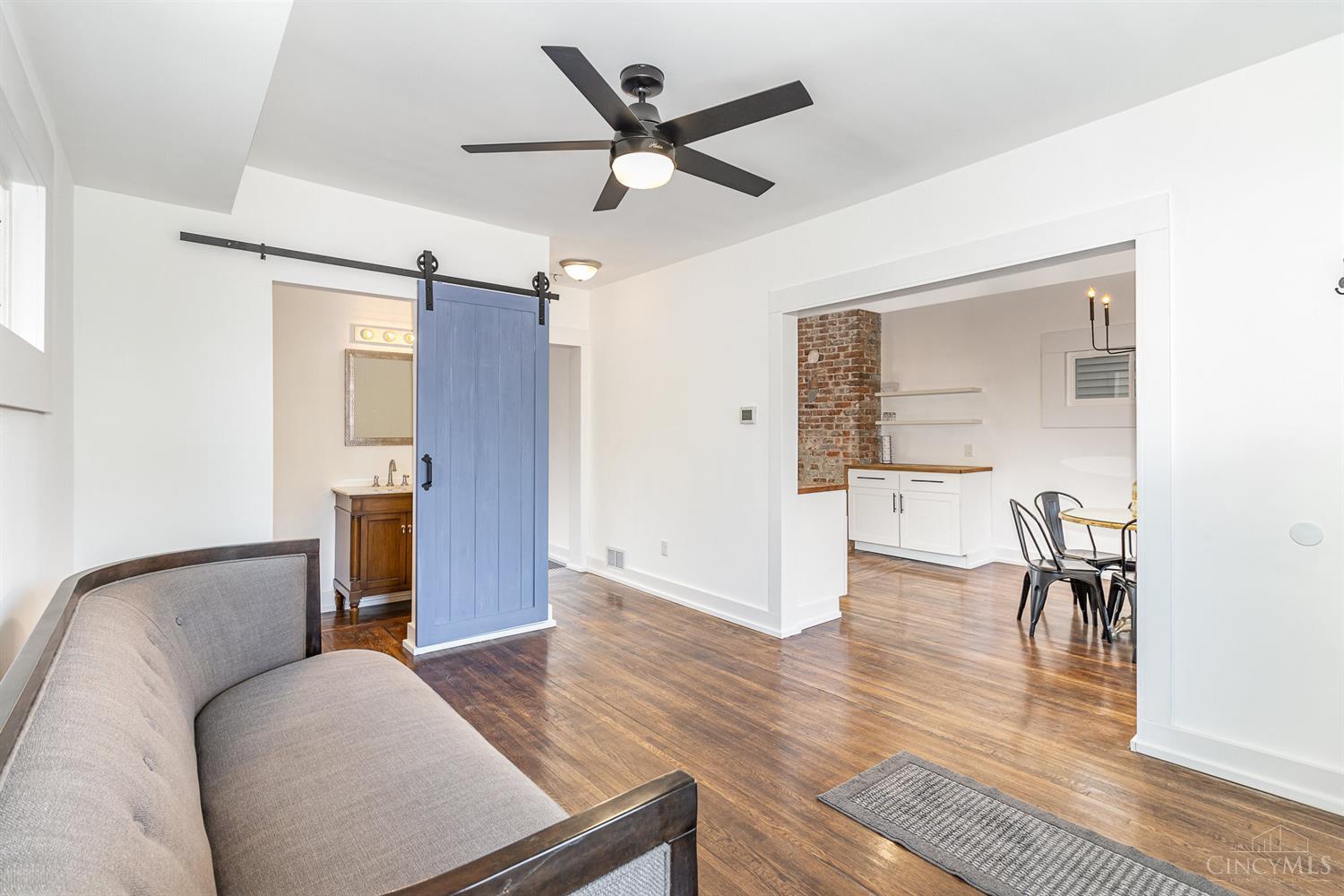 3476 Woodburn Avenue