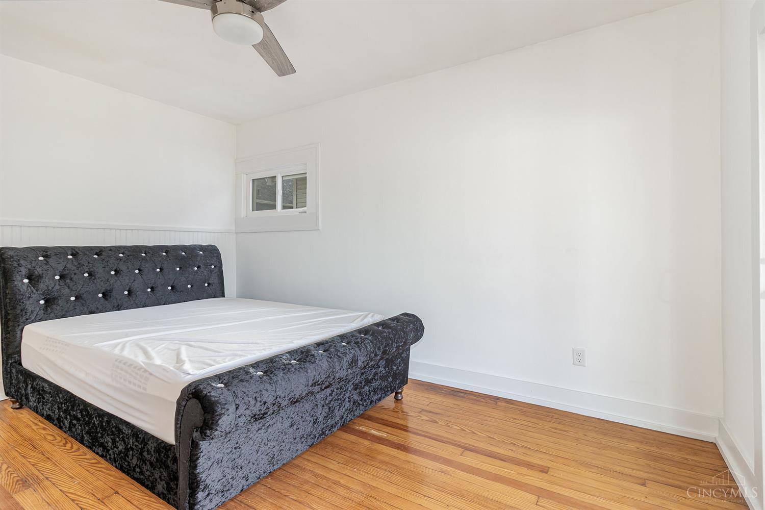 3476 Woodburn Avenue