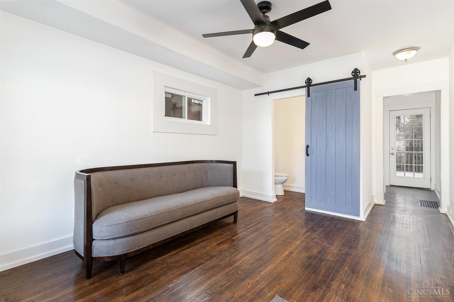 3476 Woodburn Avenue