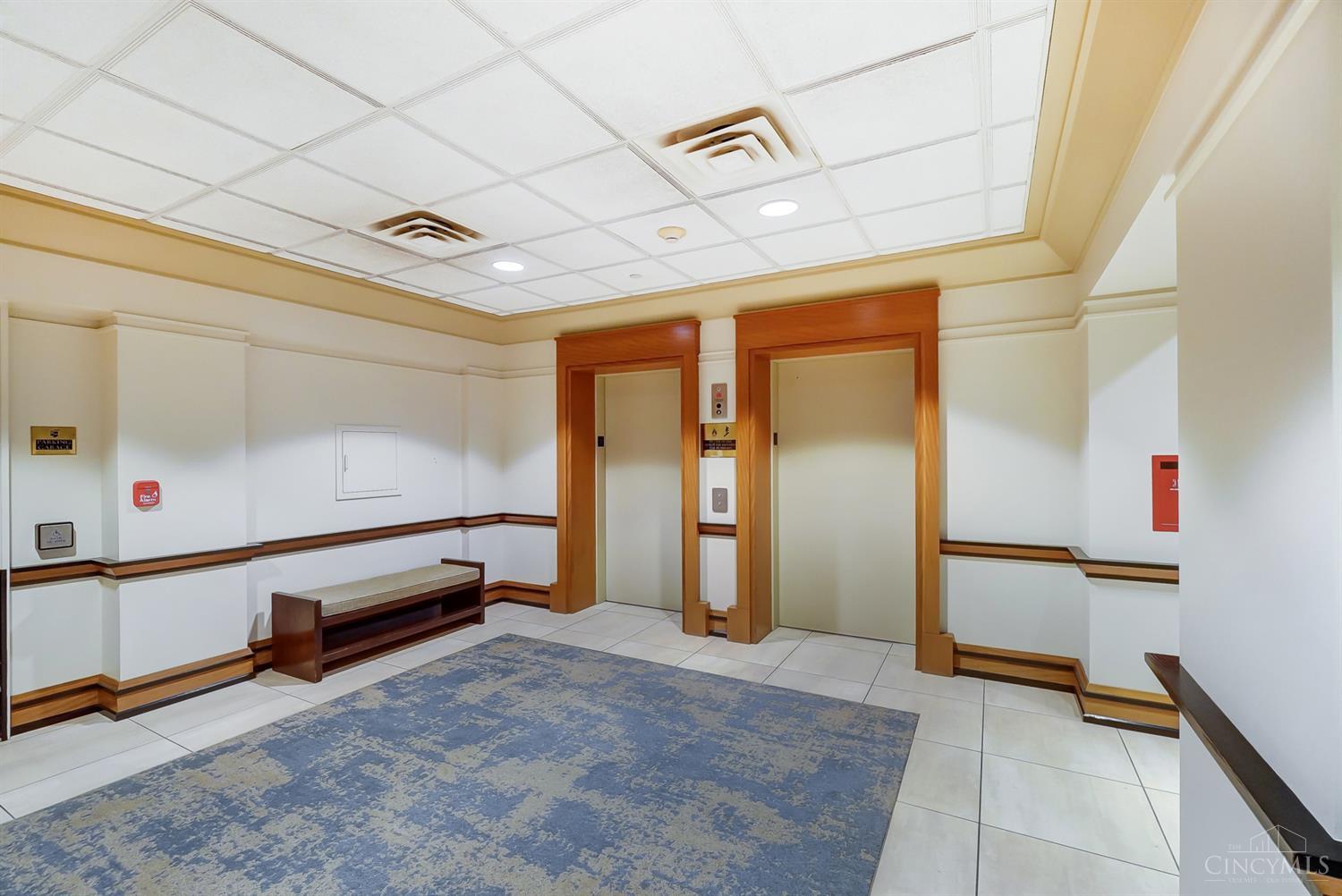 900 Adams Crossing 6400