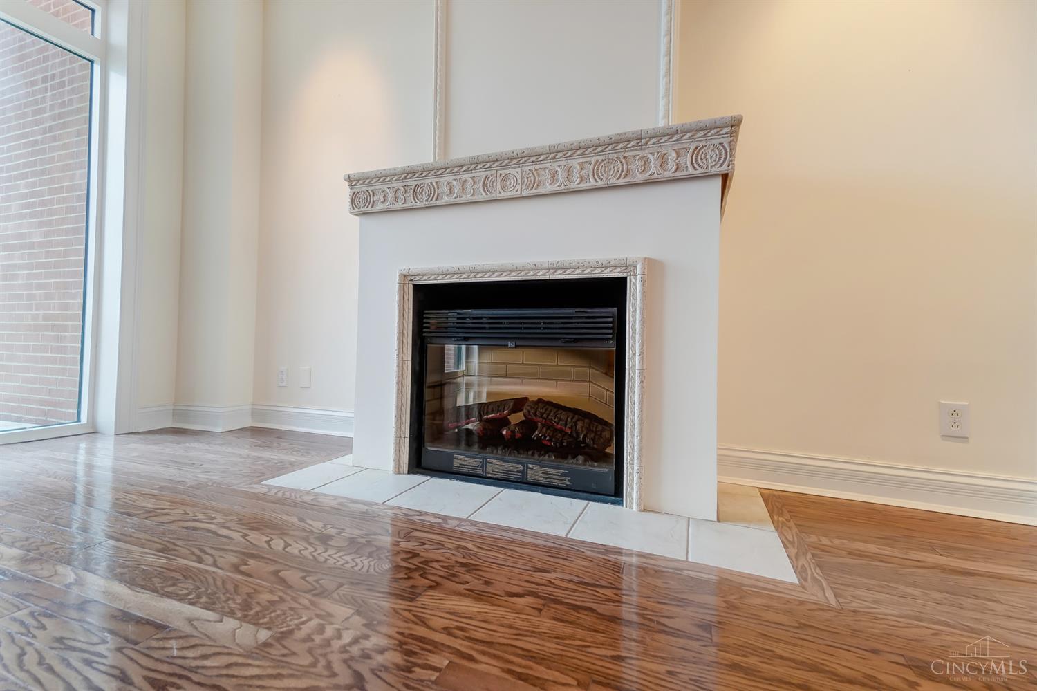 900 Adams Crossing 6400