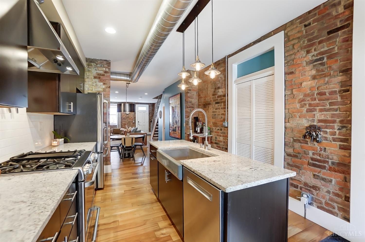 1223 Jackson Street 1