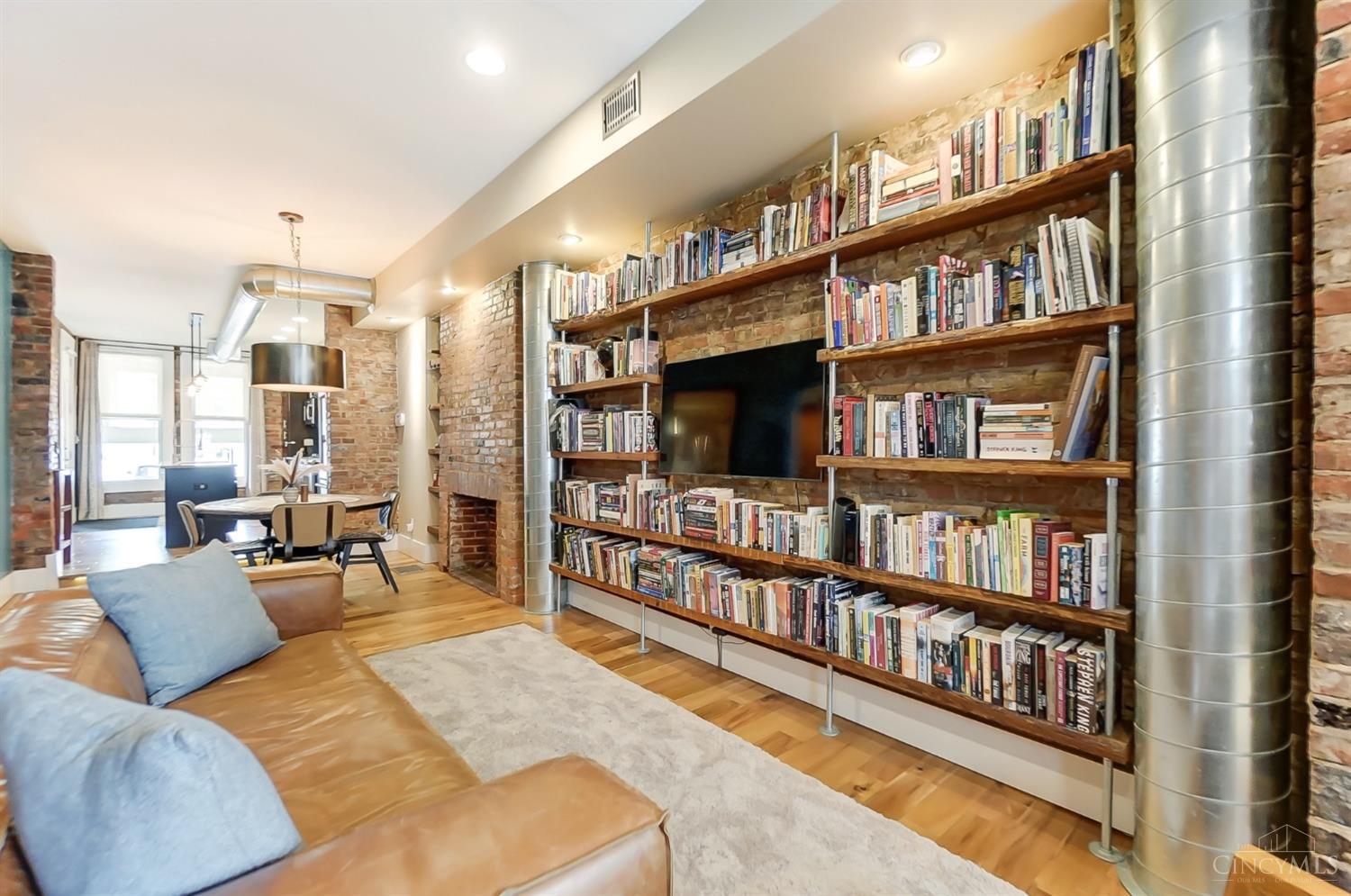 1223 Jackson Street 1