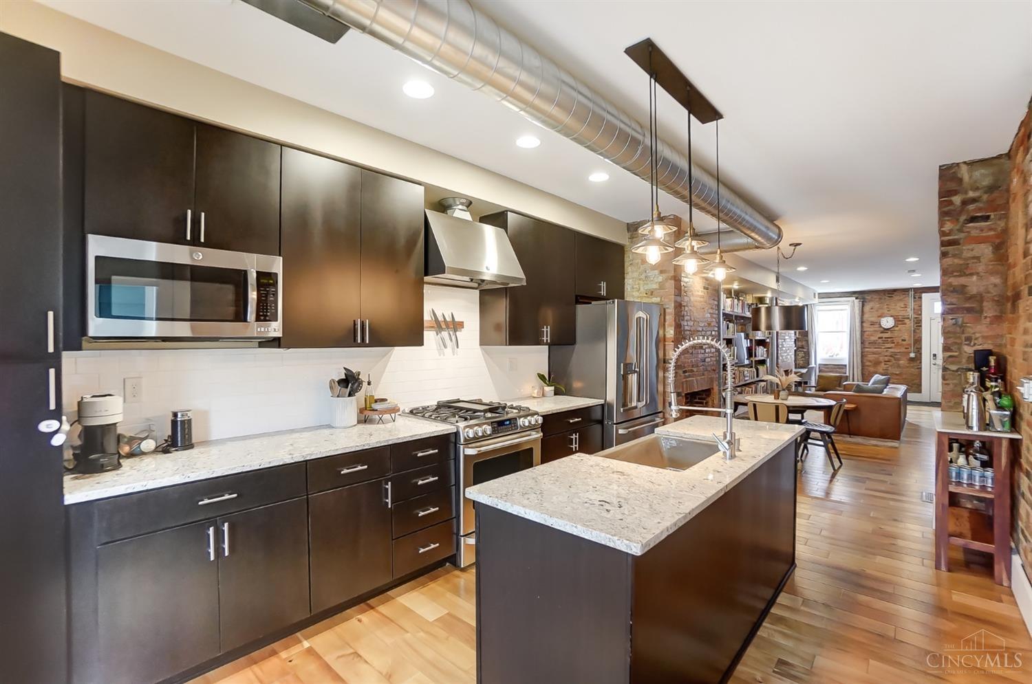 1223 Jackson Street 1