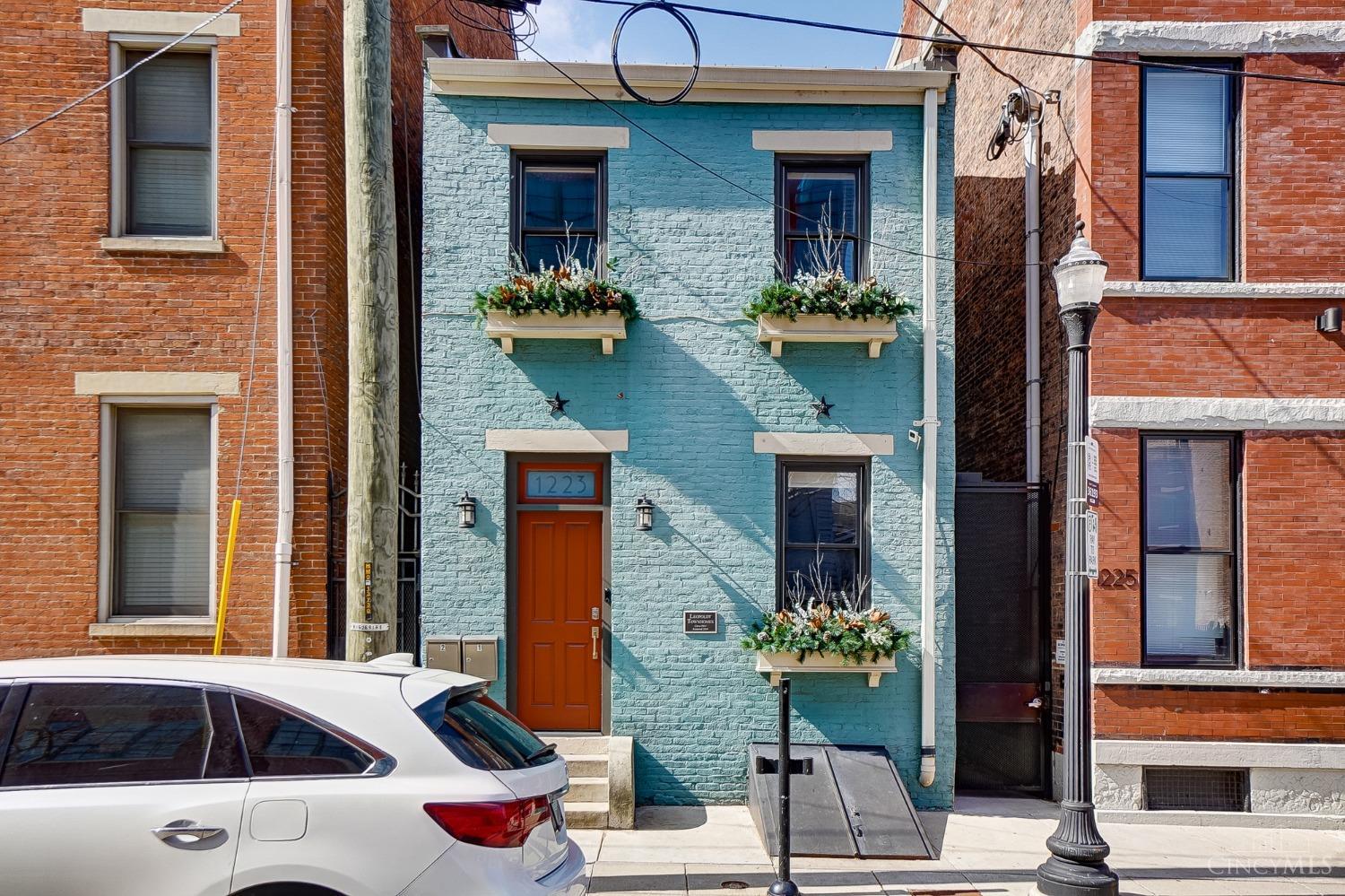 1223 Jackson Street 1