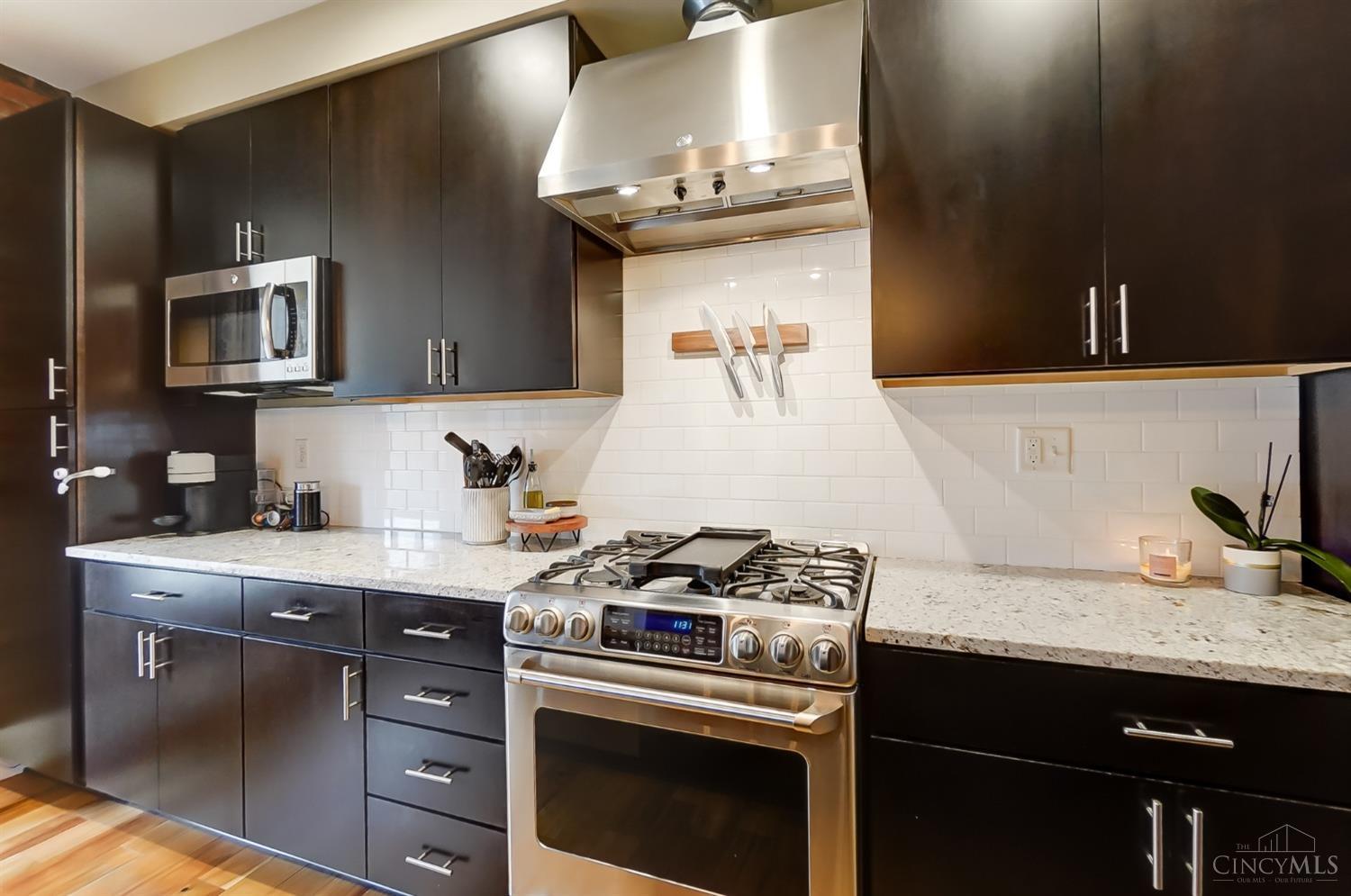 1223 Jackson Street 1