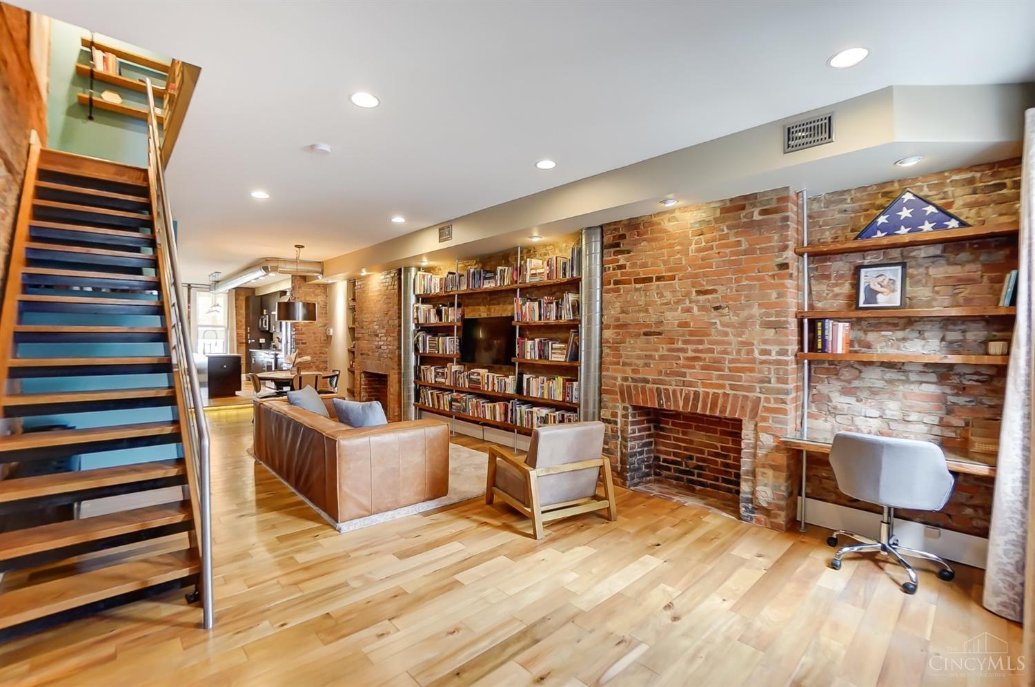 1223 Jackson Street 1