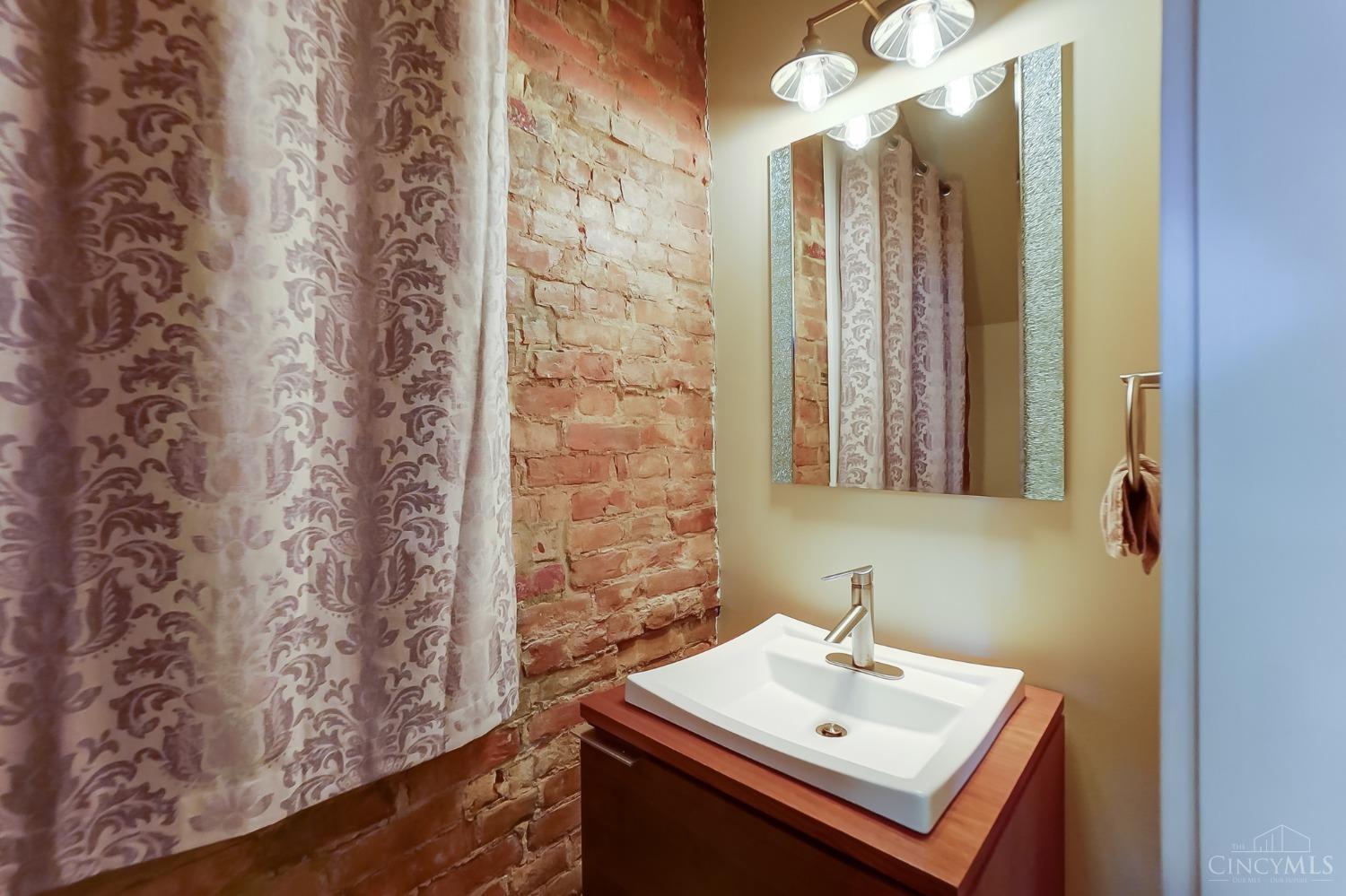 1223 Jackson Street 1