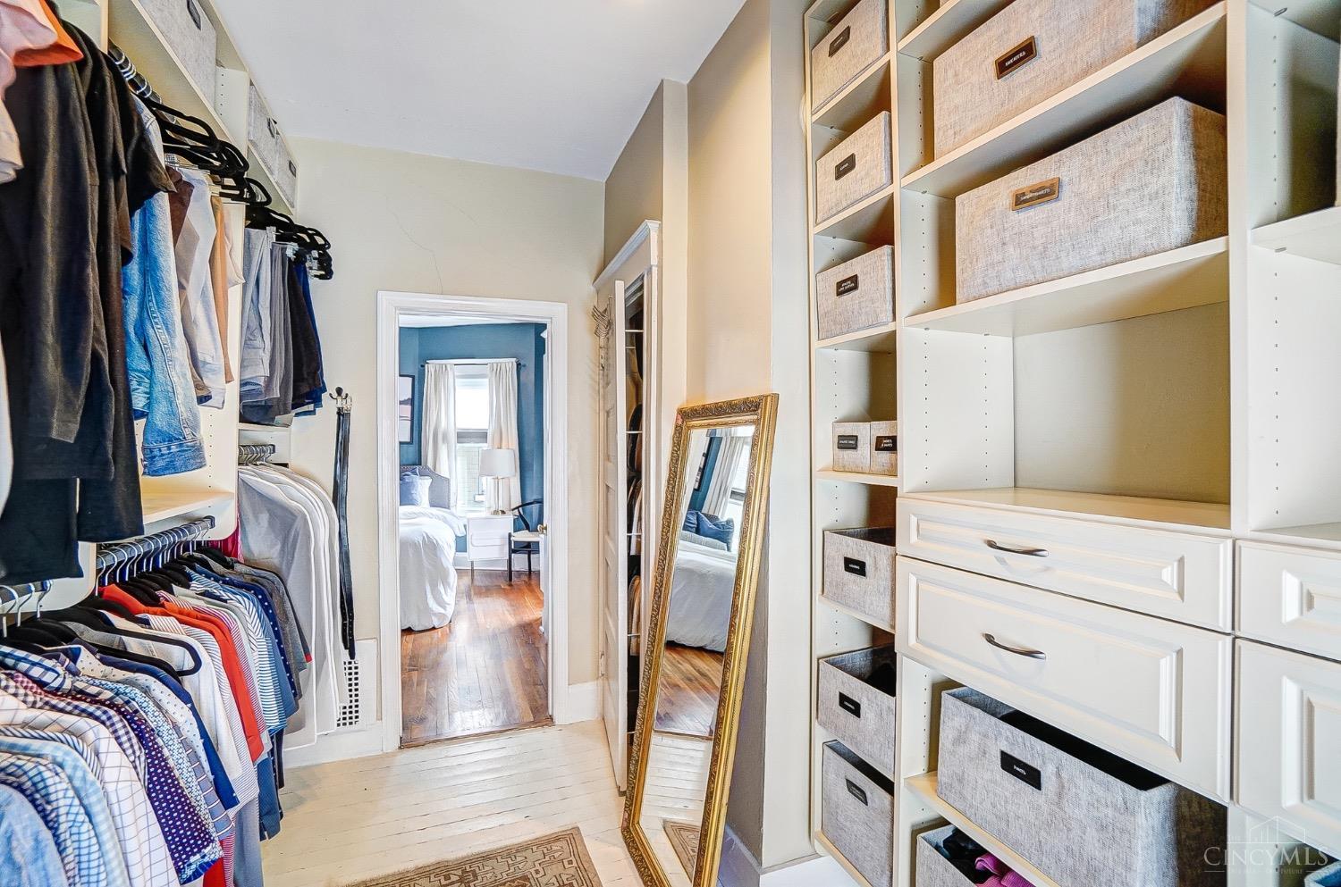 2437 Kenilworth Avenue