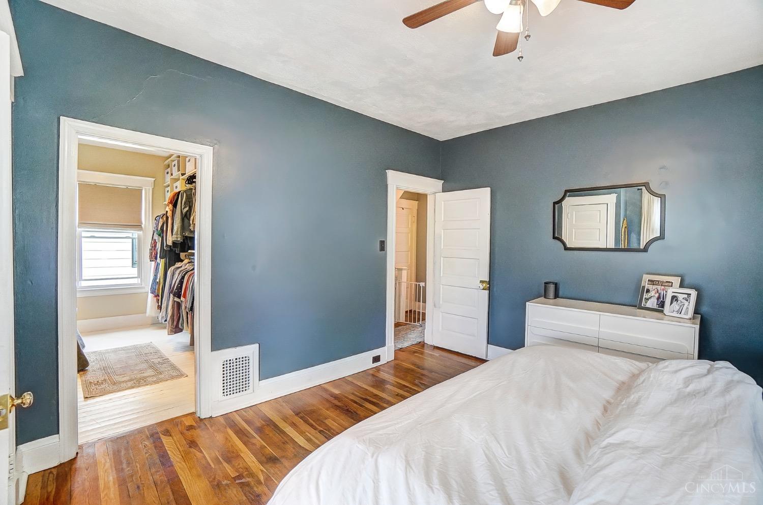 2437 Kenilworth Avenue