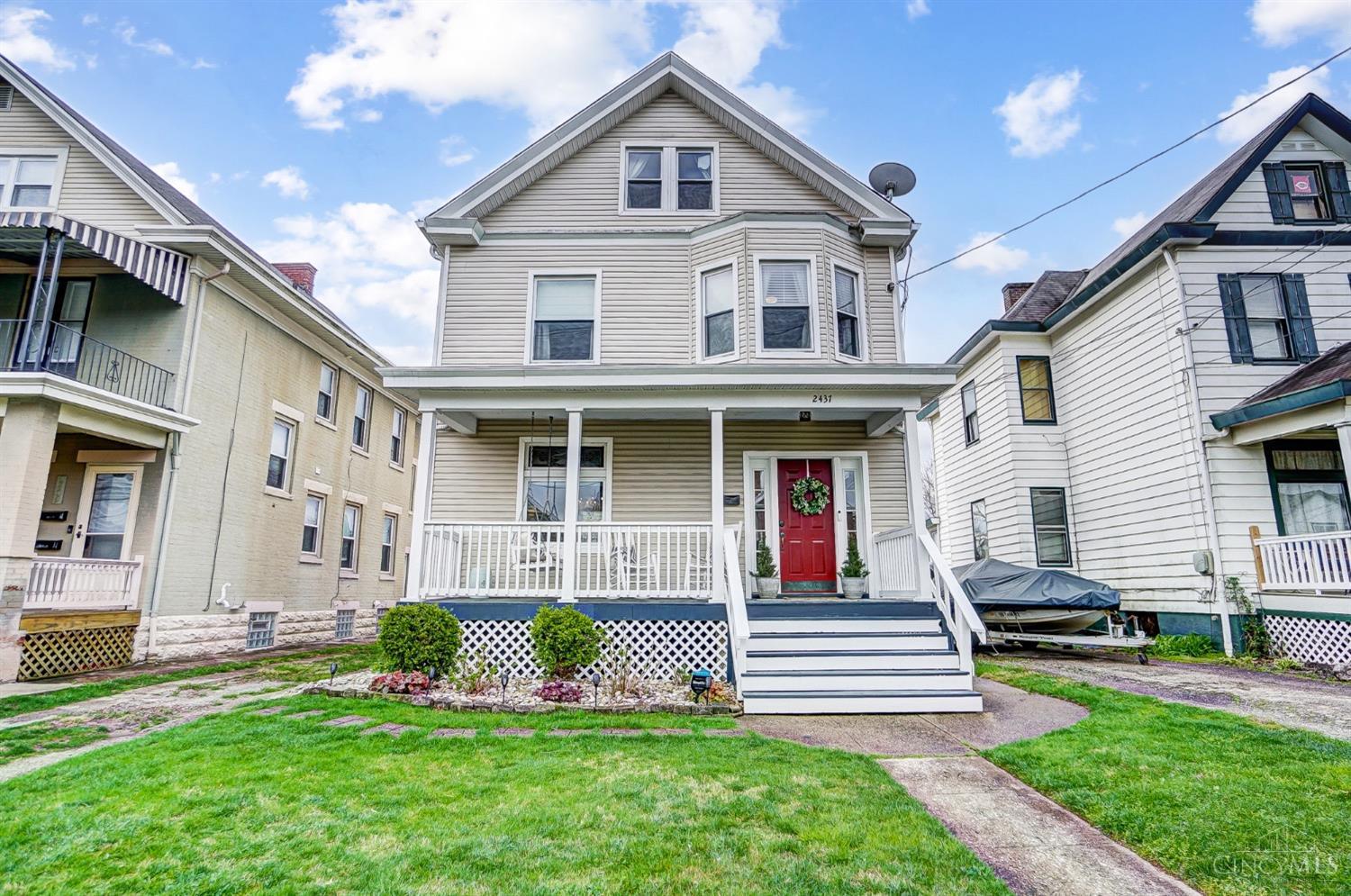 2437 Kenilworth Avenue