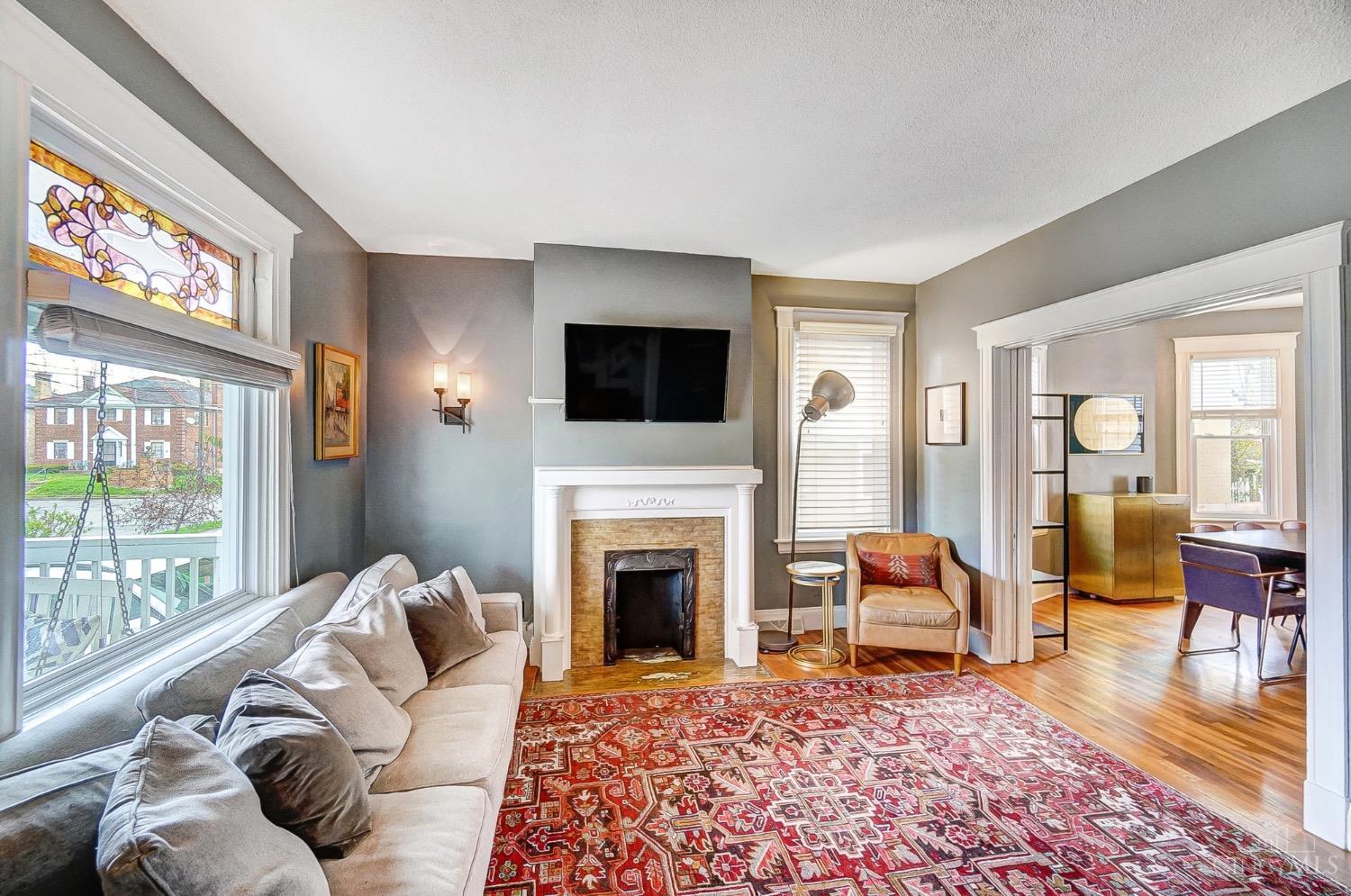 2437 Kenilworth Avenue