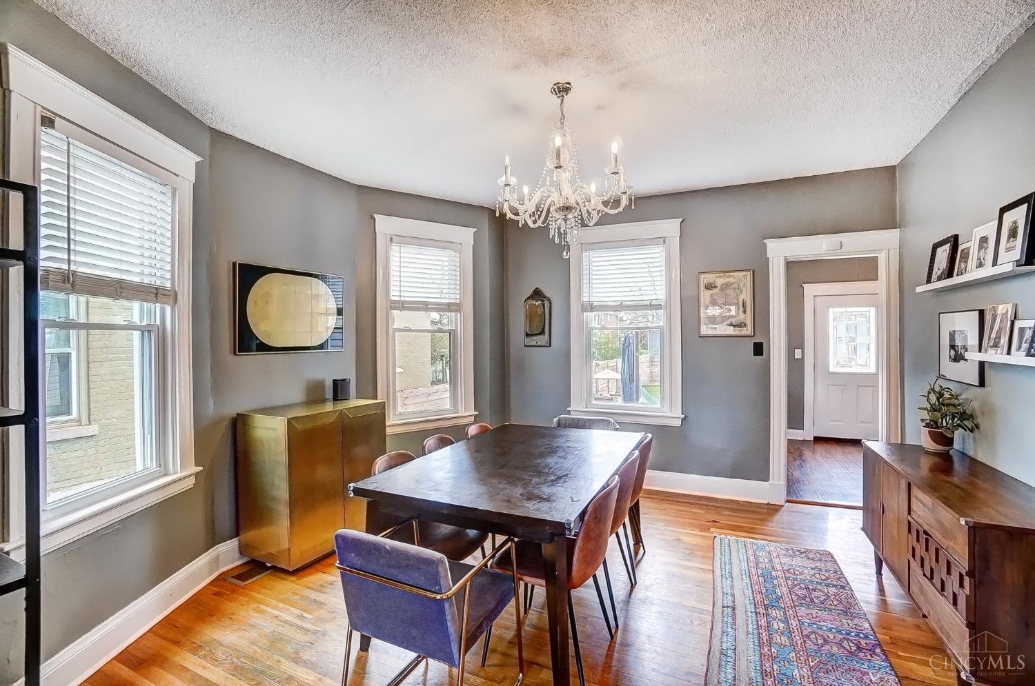 2437 Kenilworth Avenue