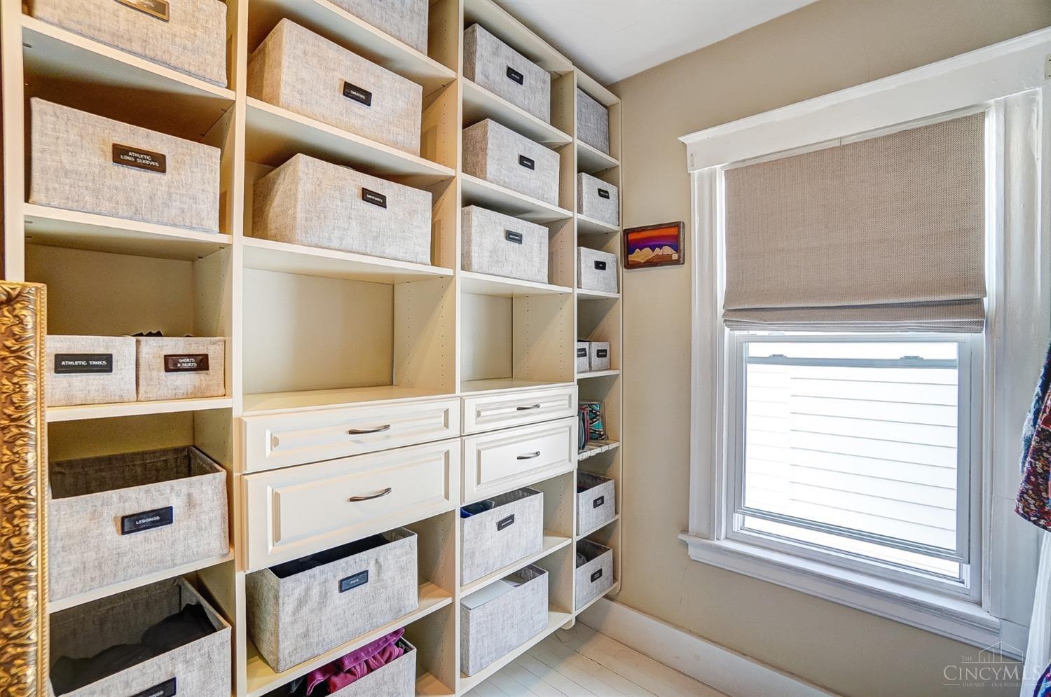 2437 Kenilworth Avenue