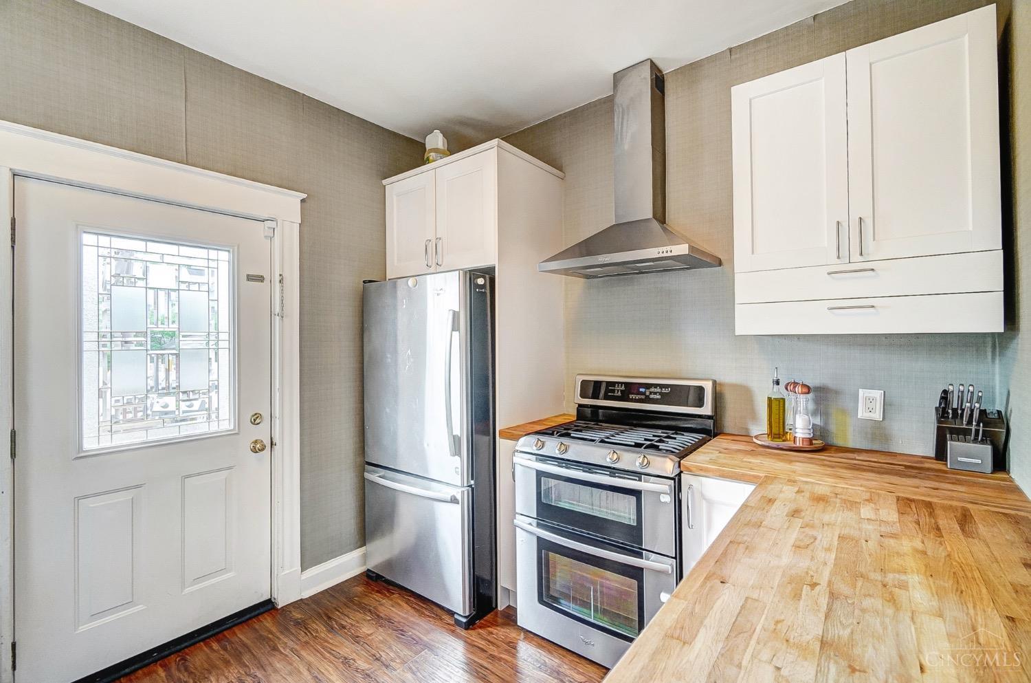 2437 Kenilworth Avenue