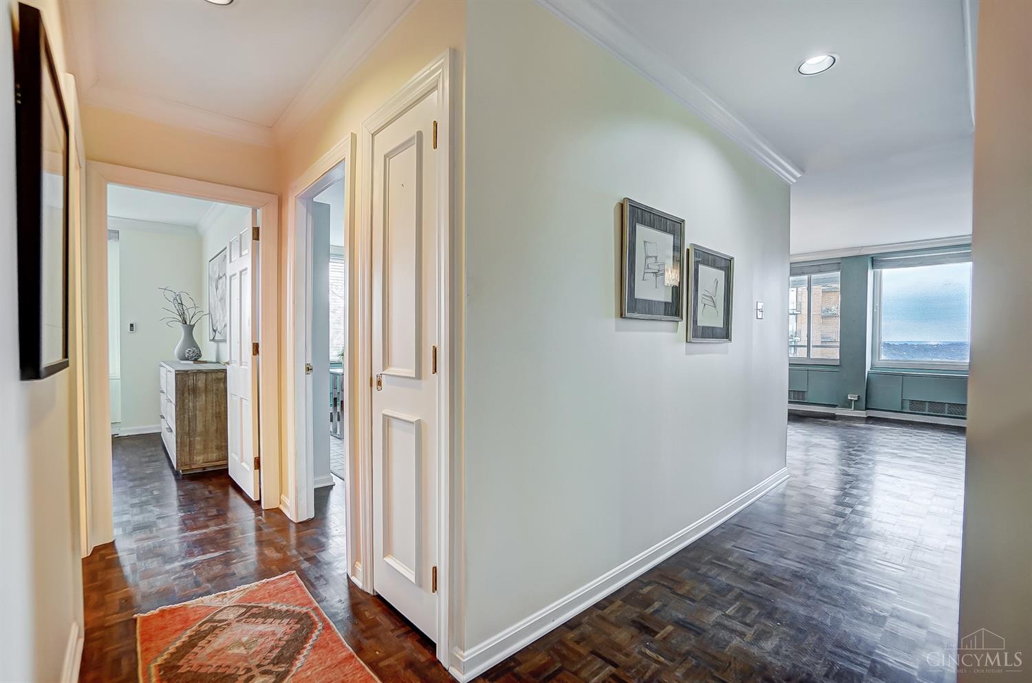 2401 Ingleside Avenue 3E