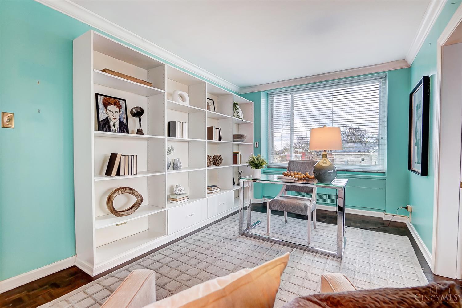 2401 Ingleside Avenue 3E