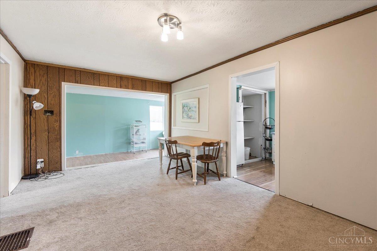9091 Link Road