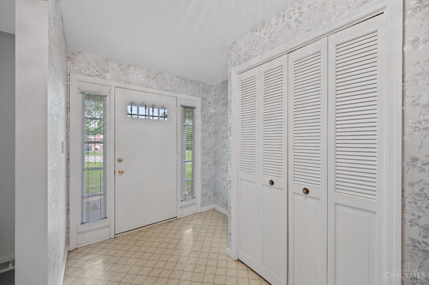 7597 Lake Meadow Court