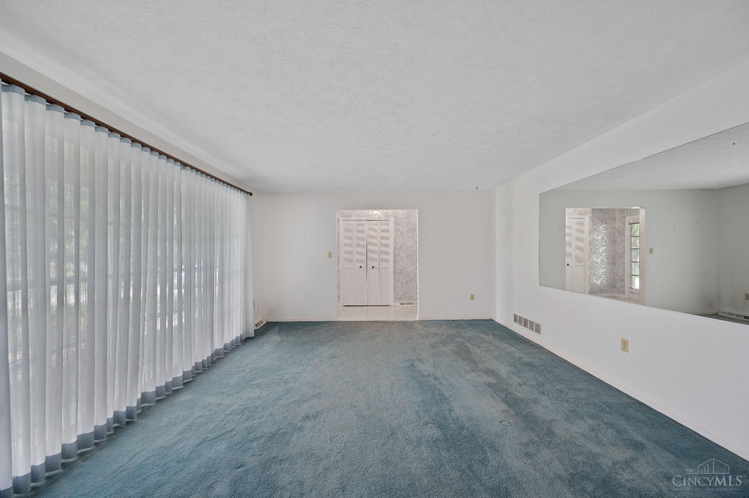 7597 Lake Meadow Court